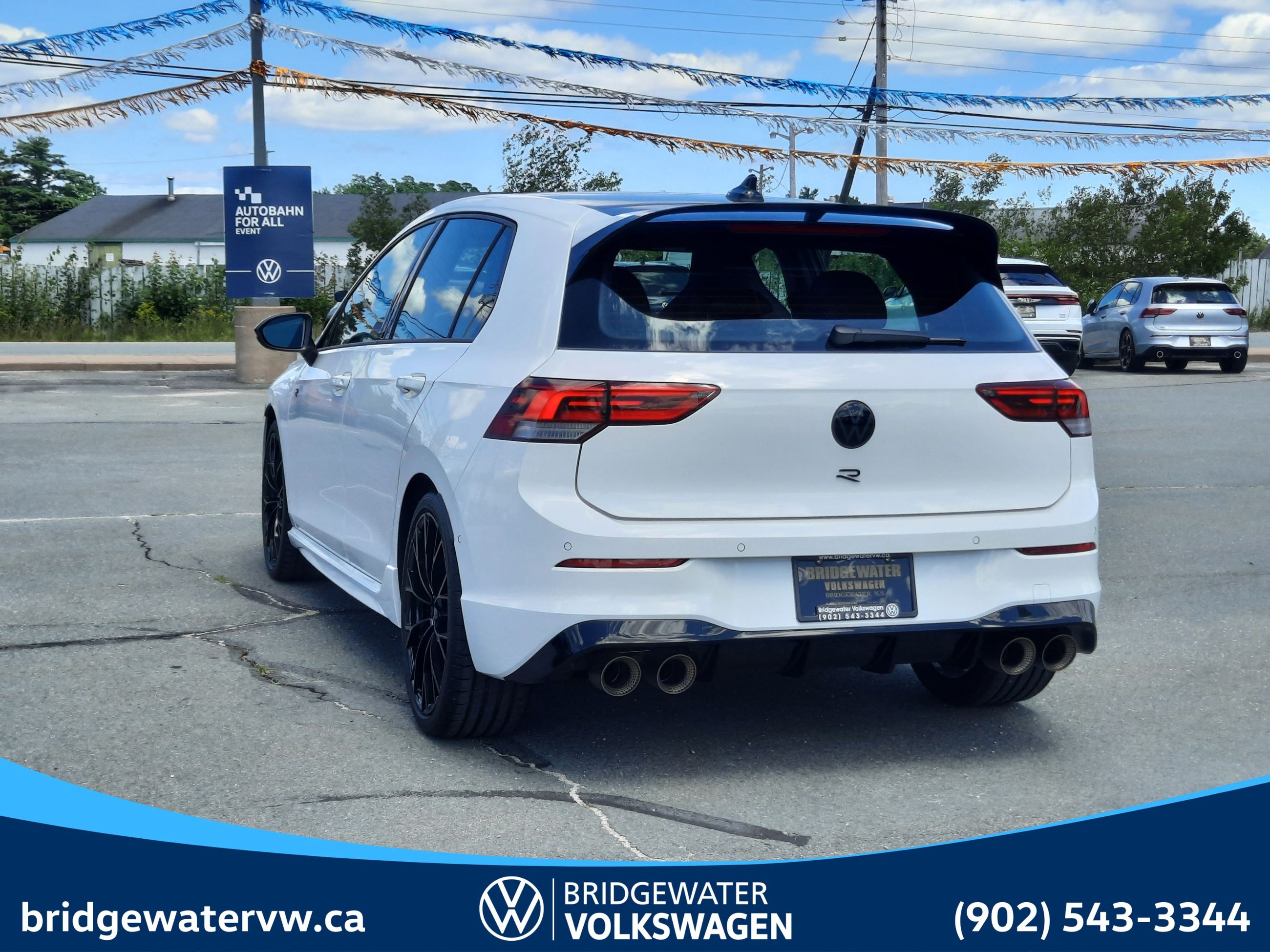 2025 Volkswagen GOLF R BLACK EDITION