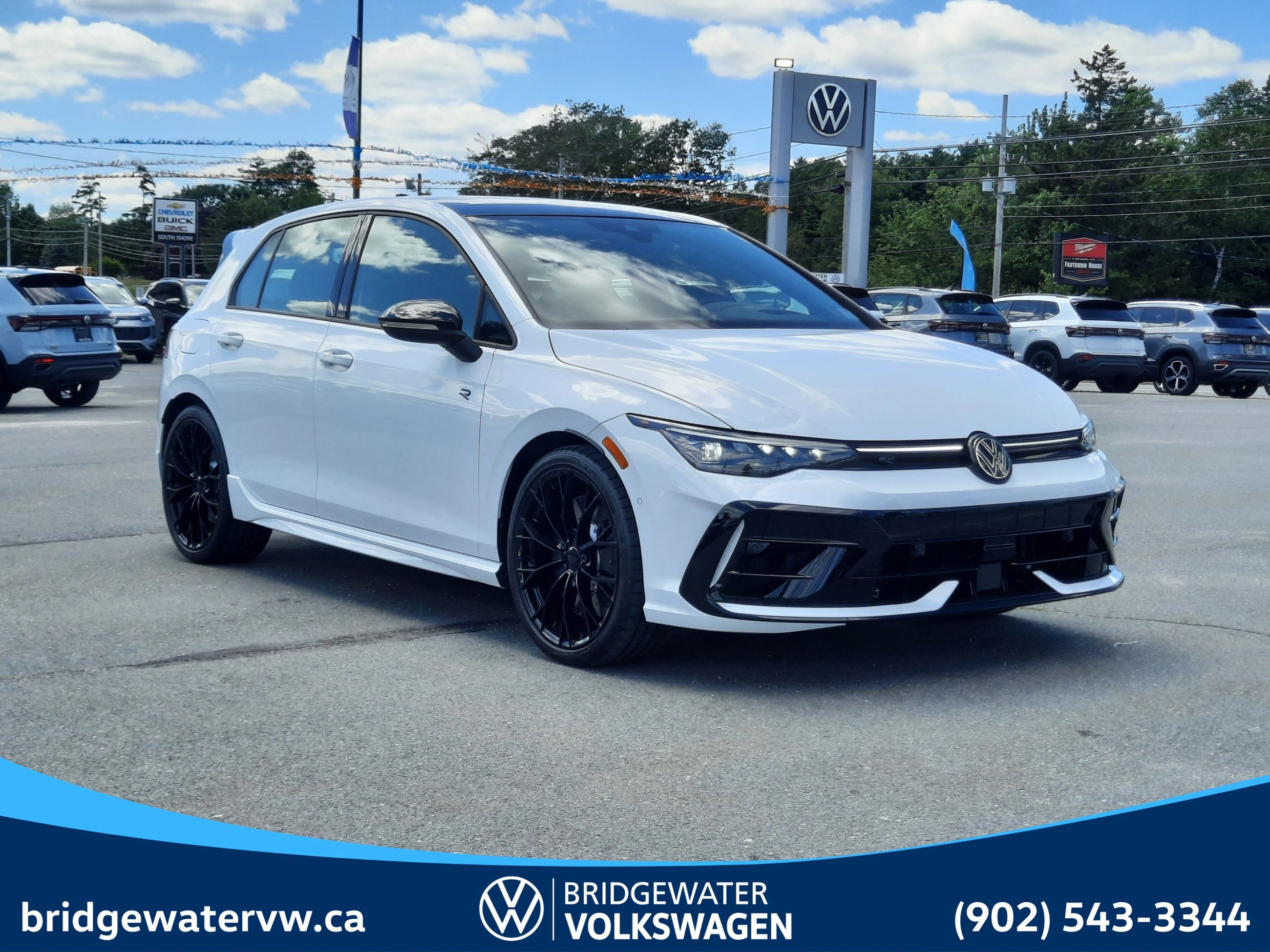 2025 Volkswagen GOLF R BLACK EDITION