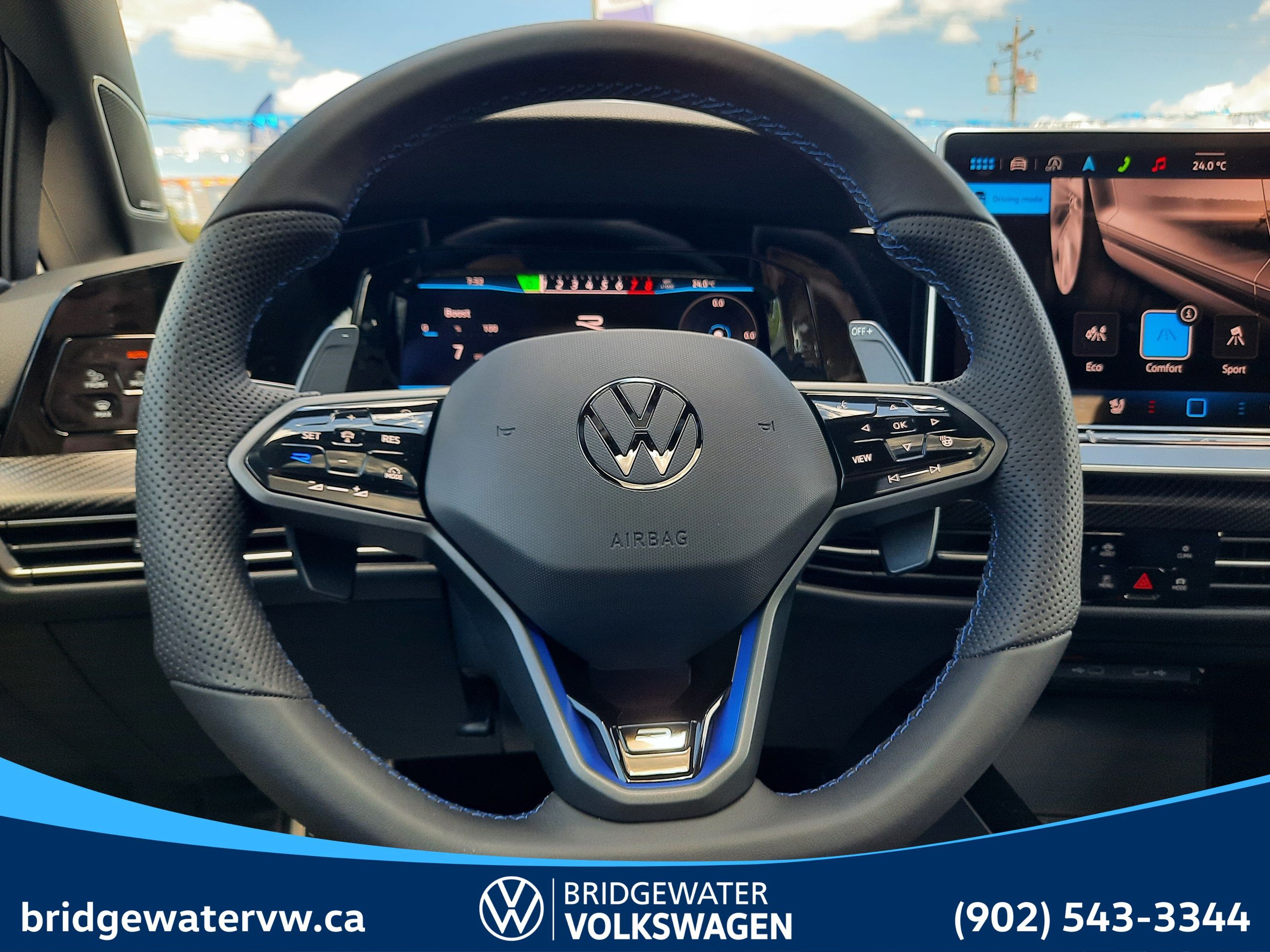 2025 Volkswagen GOLF R BLACK EDITION