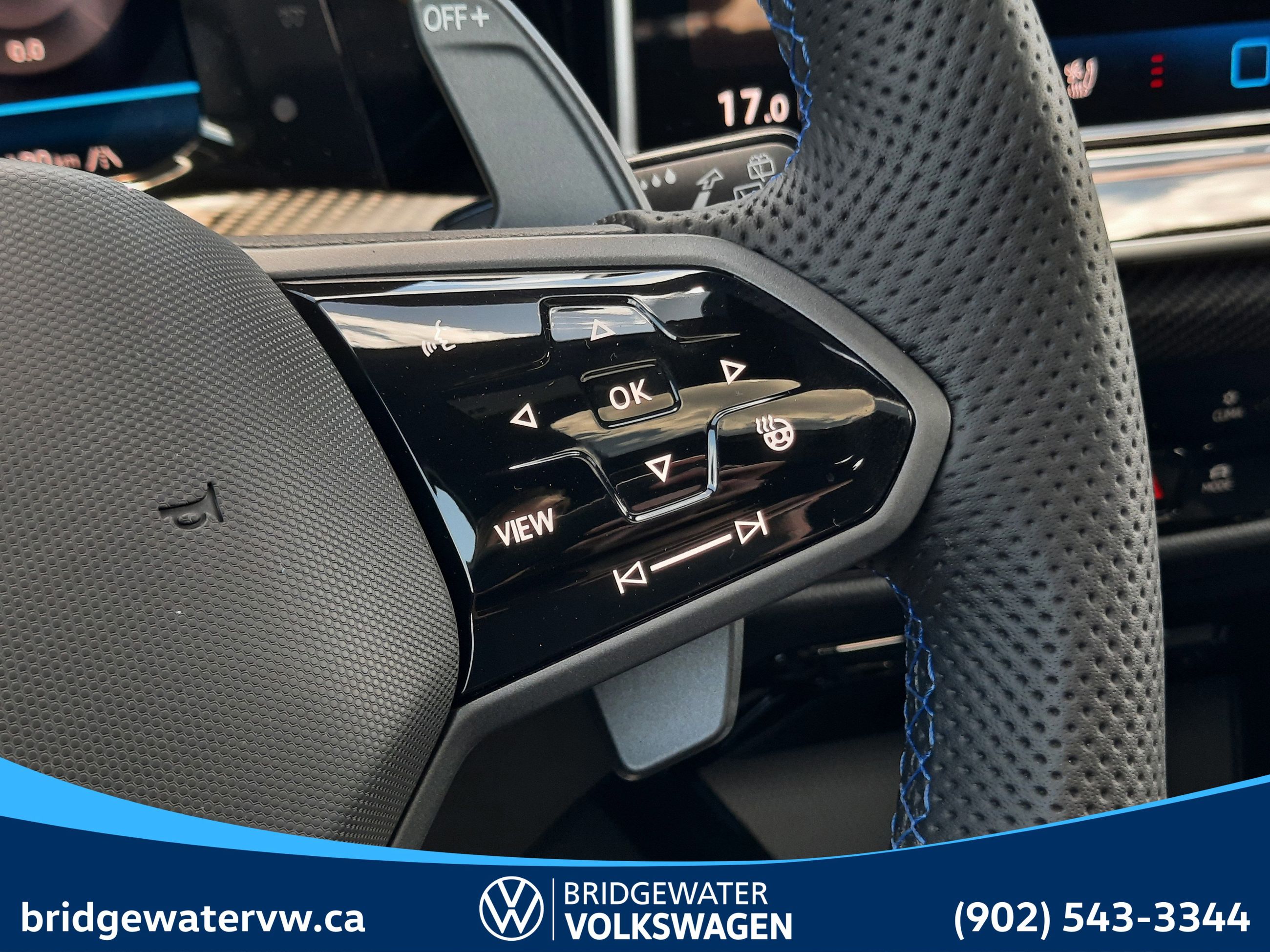 2025 Volkswagen GOLF R BLACK EDITION