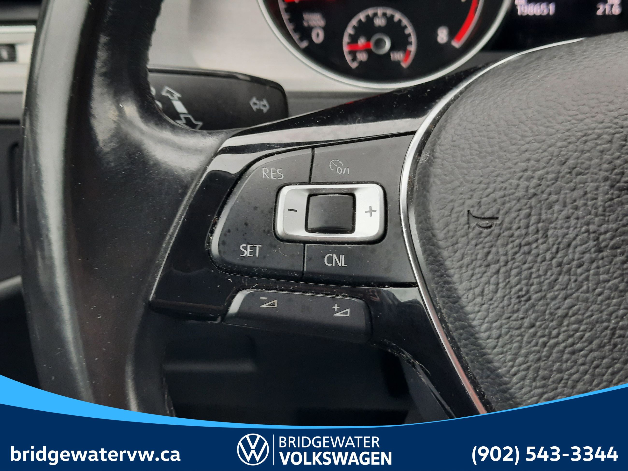 Volkswagen GOLF SPORTWAGON 1.8 TSI TRENDLINE 6-SPEED AUTOMATIC 2016