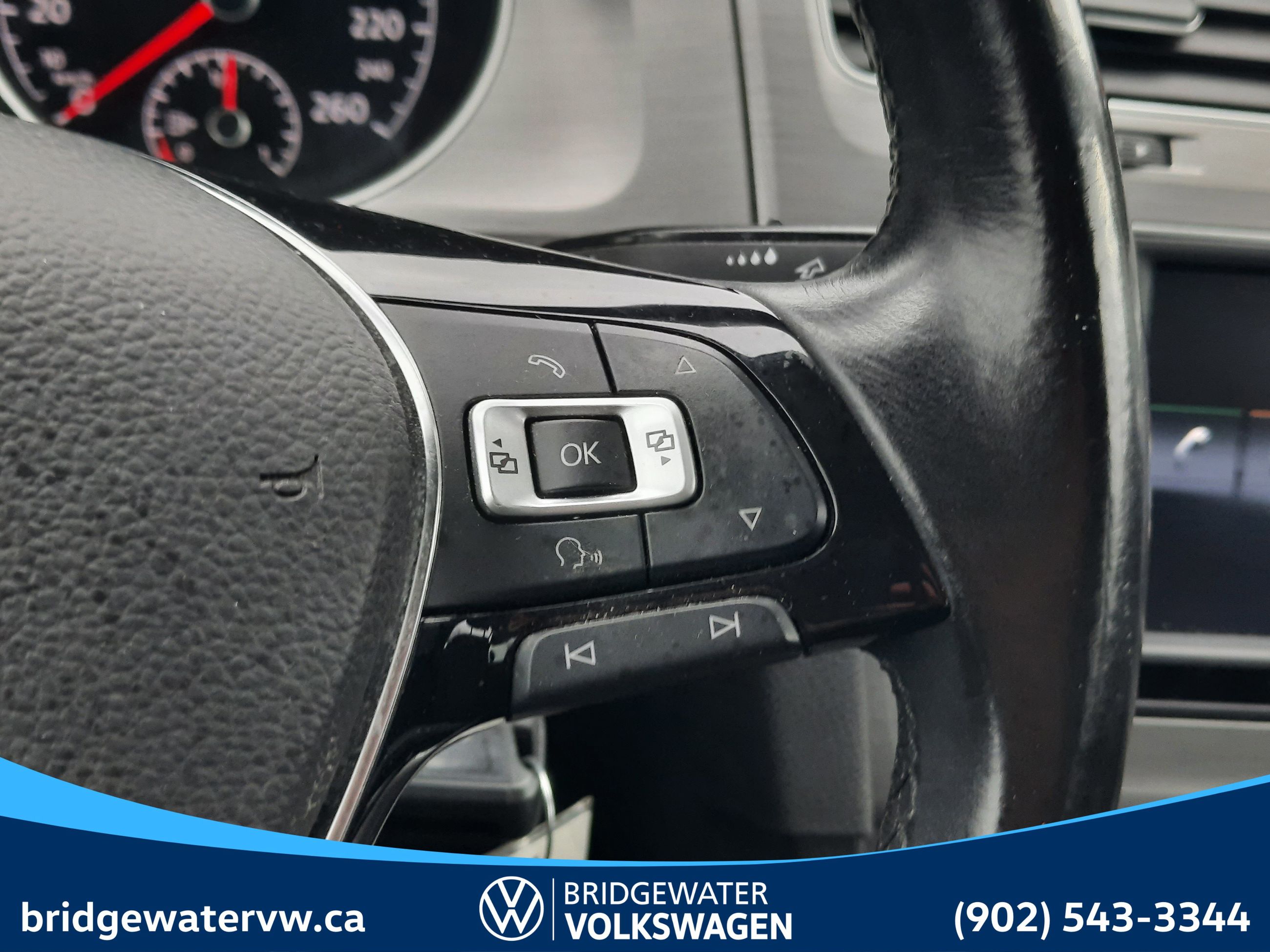 Volkswagen GOLF SPORTWAGON 1.8 TSI TRENDLINE 6-SPEED AUTOMATIC 2016