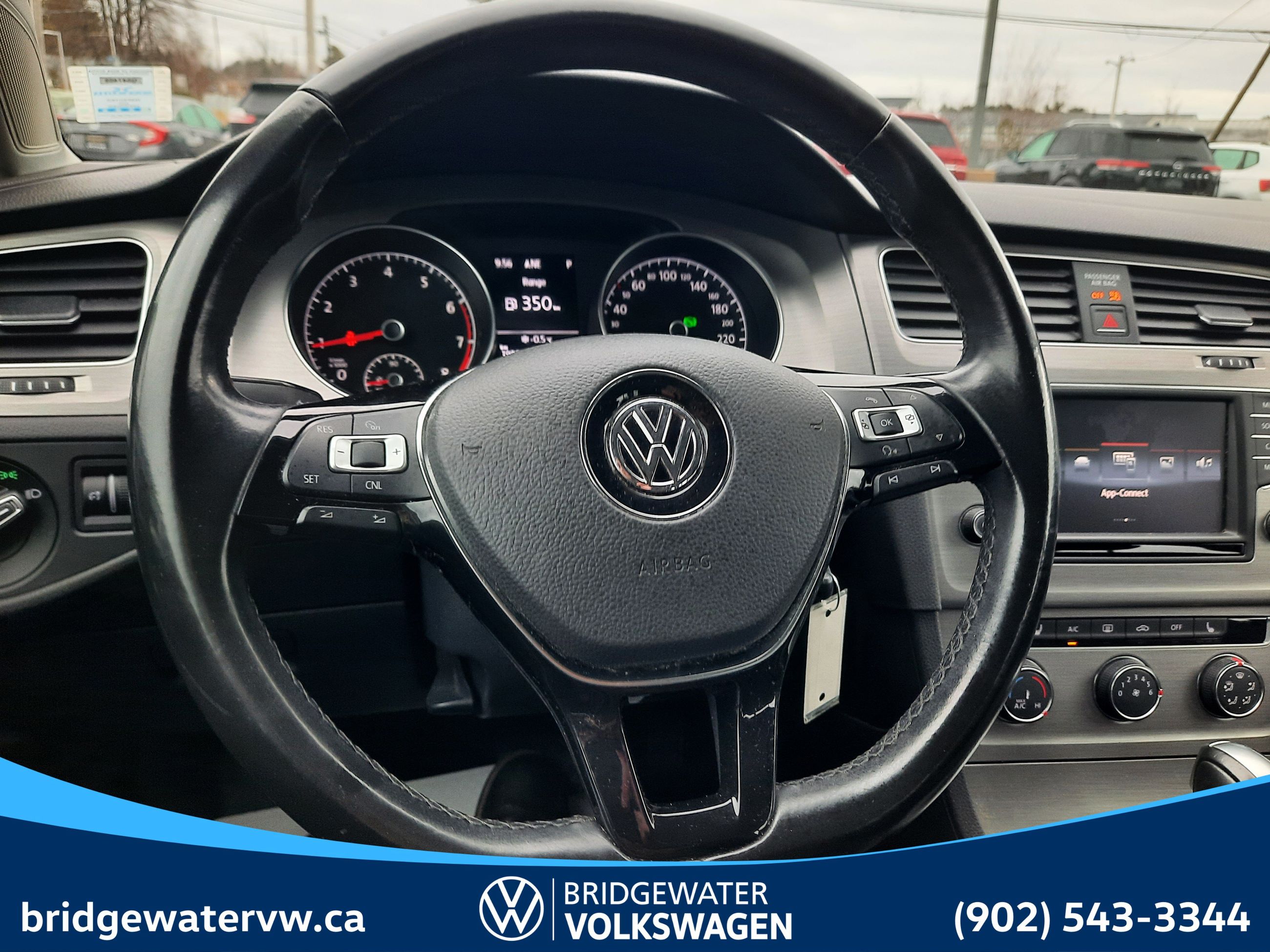 Volkswagen GOLF SPORTWAGON 1.8 TSI TRENDLINE 6-SPEED AUTOMATIC 2016
