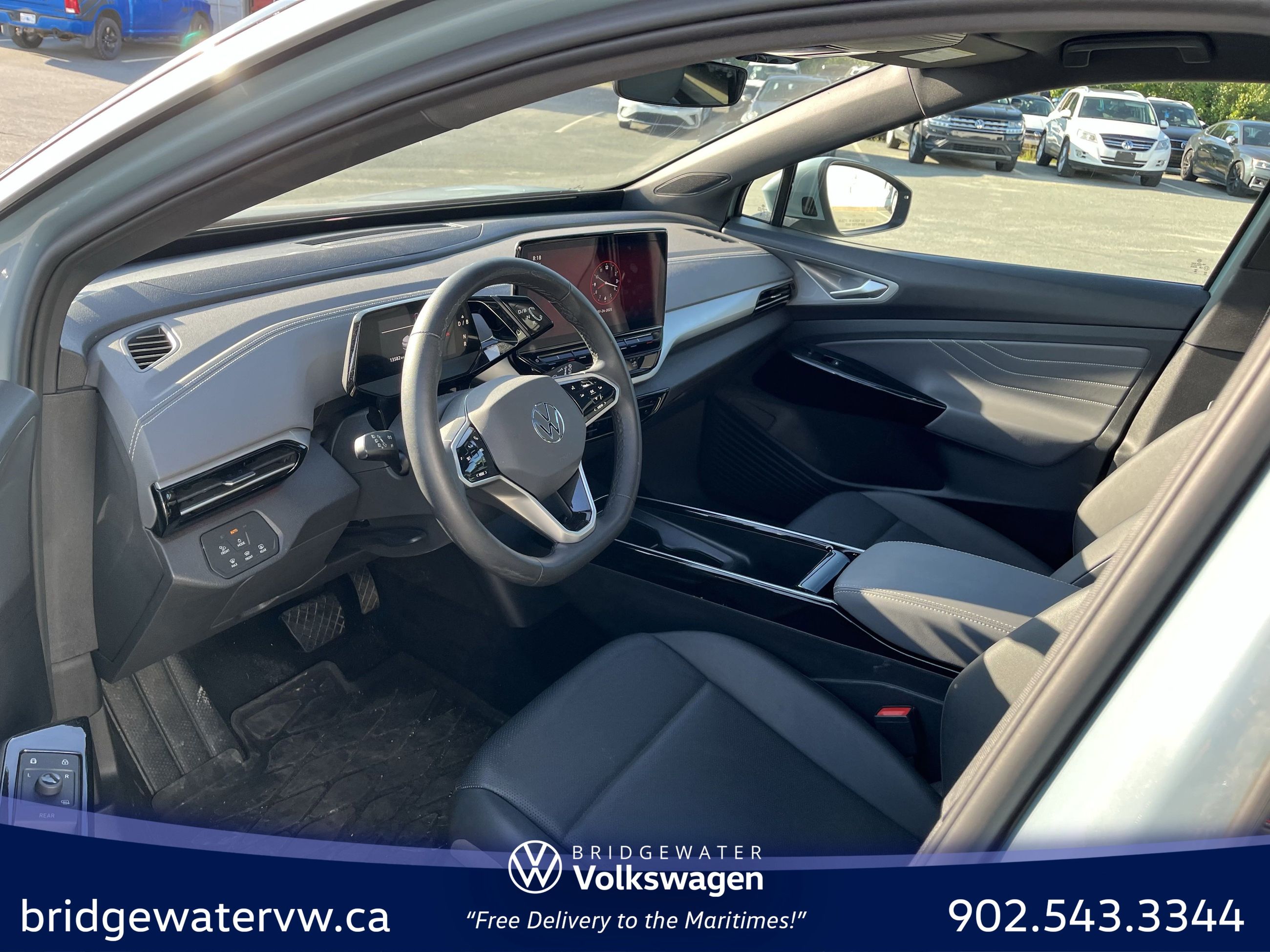 2023 Volkswagen ID.4 PRO