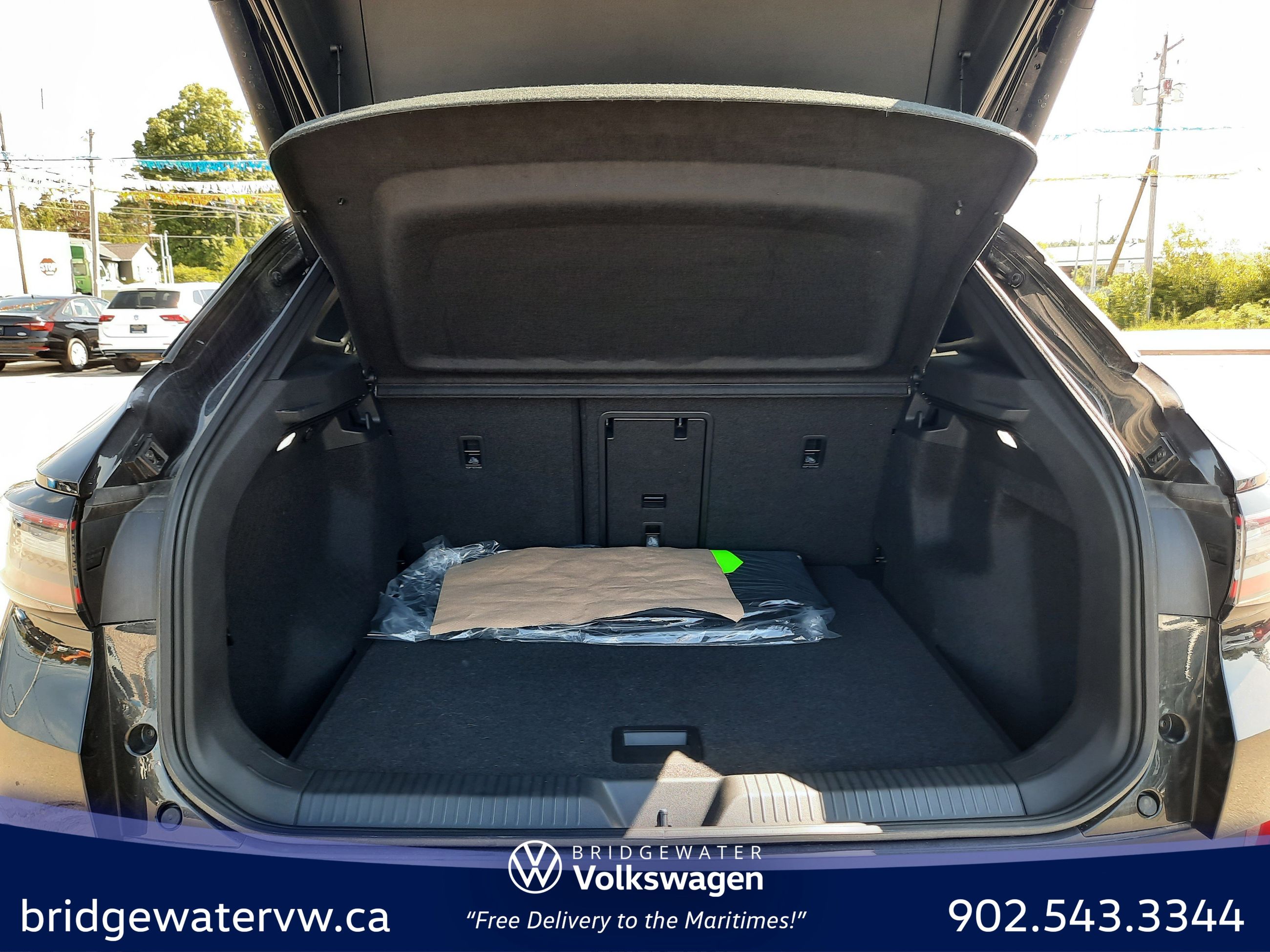 2023 Volkswagen ID.4 PRO