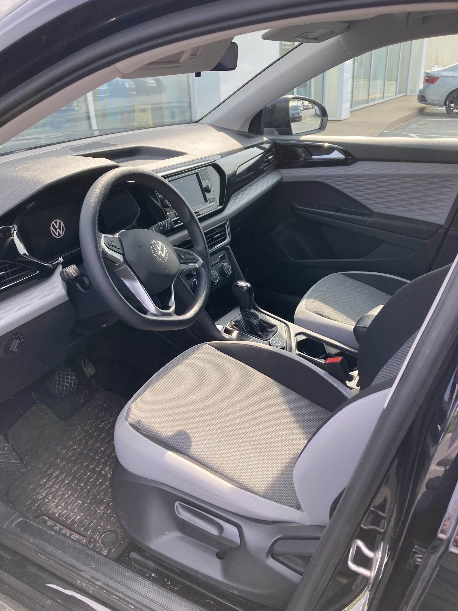 Volkswagen Taos TRENDLINE 2022
