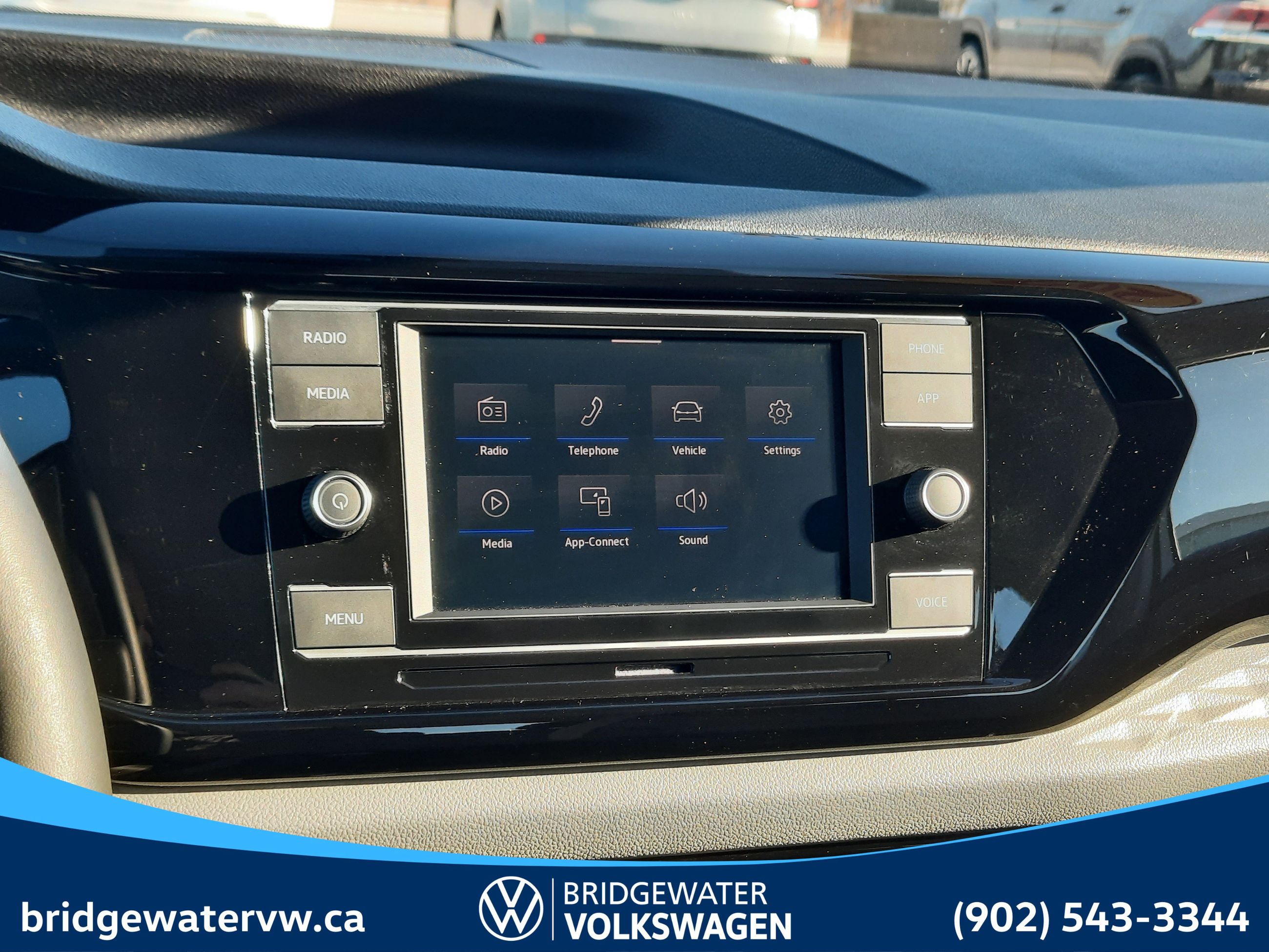 Volkswagen TAOS TRENDLINE 2024