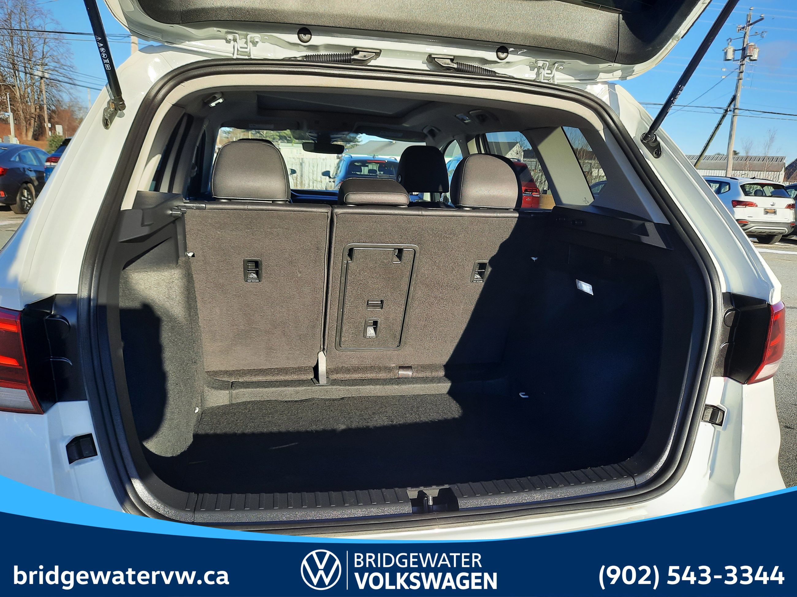 Volkswagen TAOS COMFORTLINE 2024