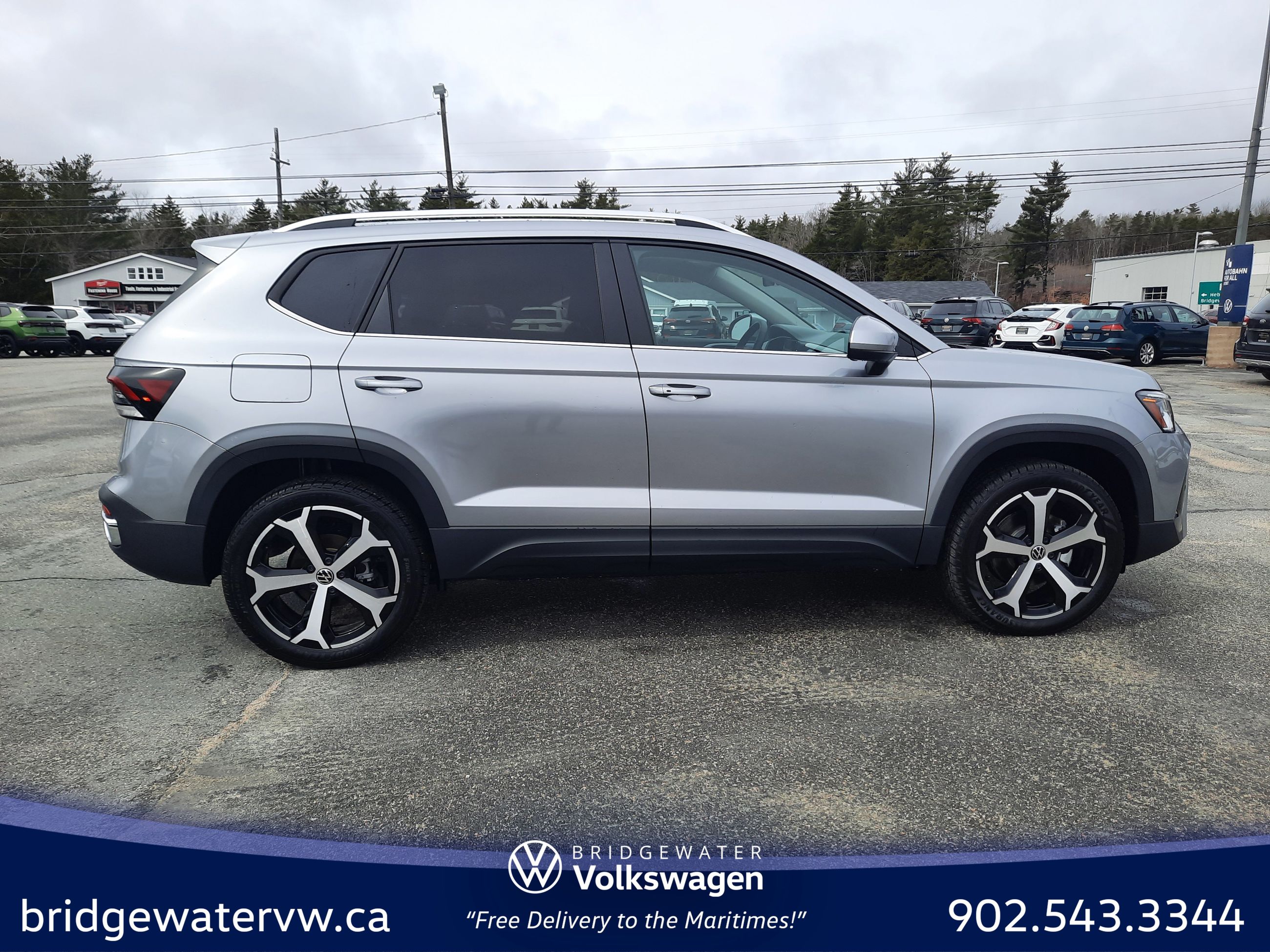 Volkswagen Taos HIGHLINE 2025