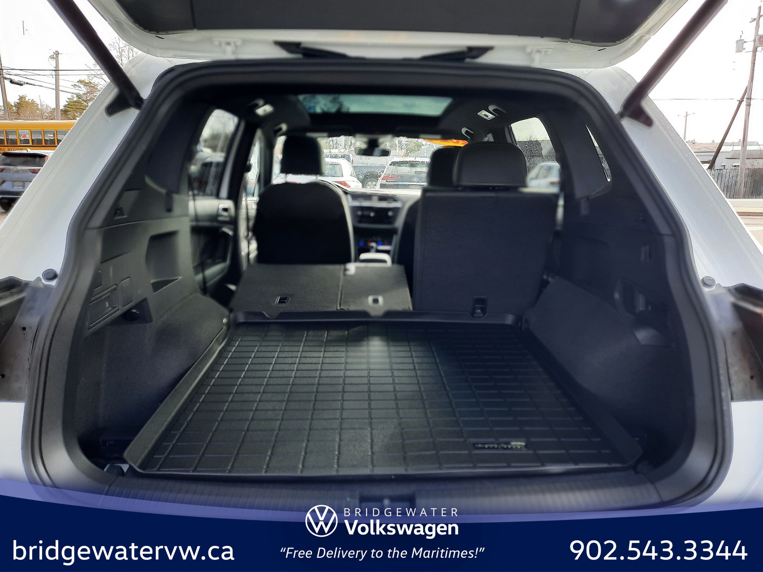 2024 Volkswagen Tiguan COMFORTLINE R-LINE BLACK EDITION