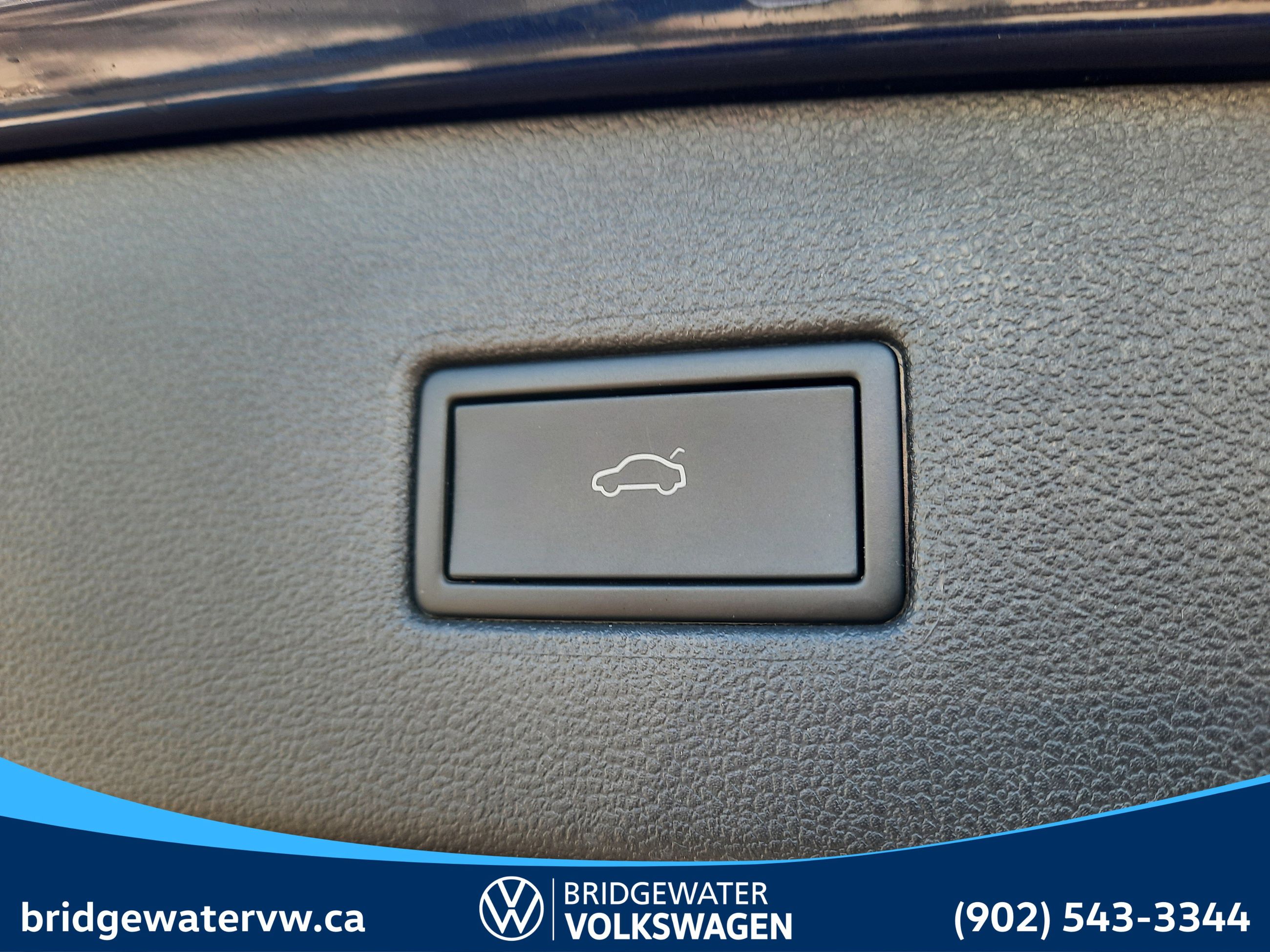 2024 Volkswagen TIGUAN HIGHLINE R-LINE