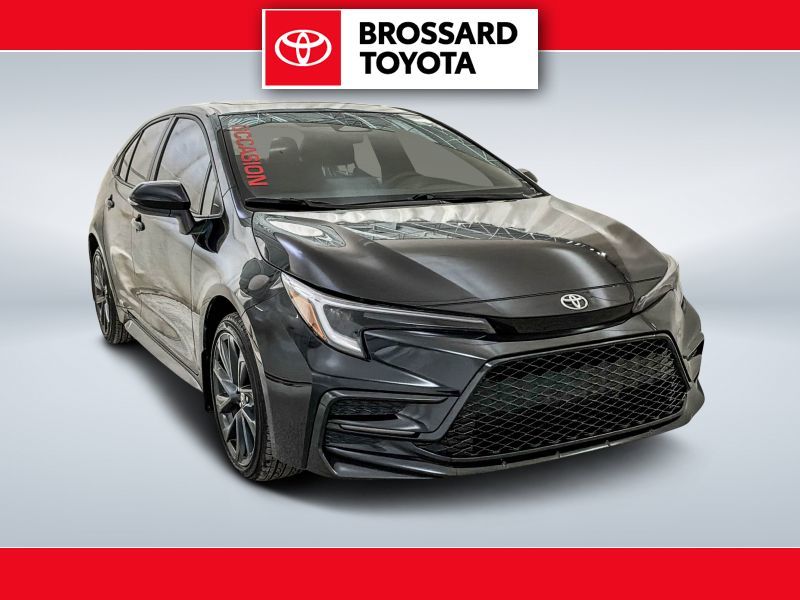 2026 Toyota Corolla Hybrid SE AWD + TOIT OUVRANT + MAGS + APPLE CARPLA