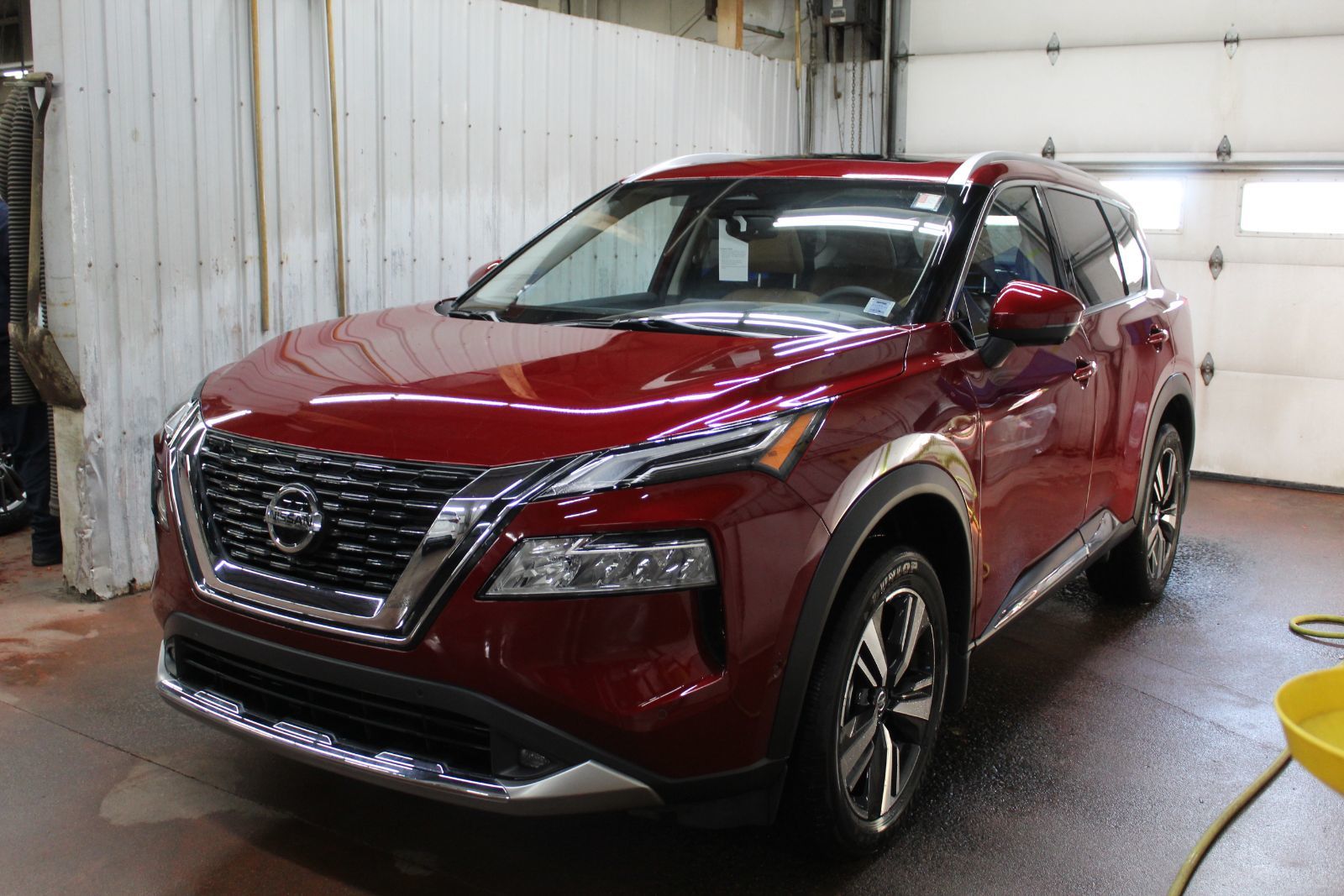 New 2021 Nissan Rogue PLATINUM - $42,250 | Bruce Nissan