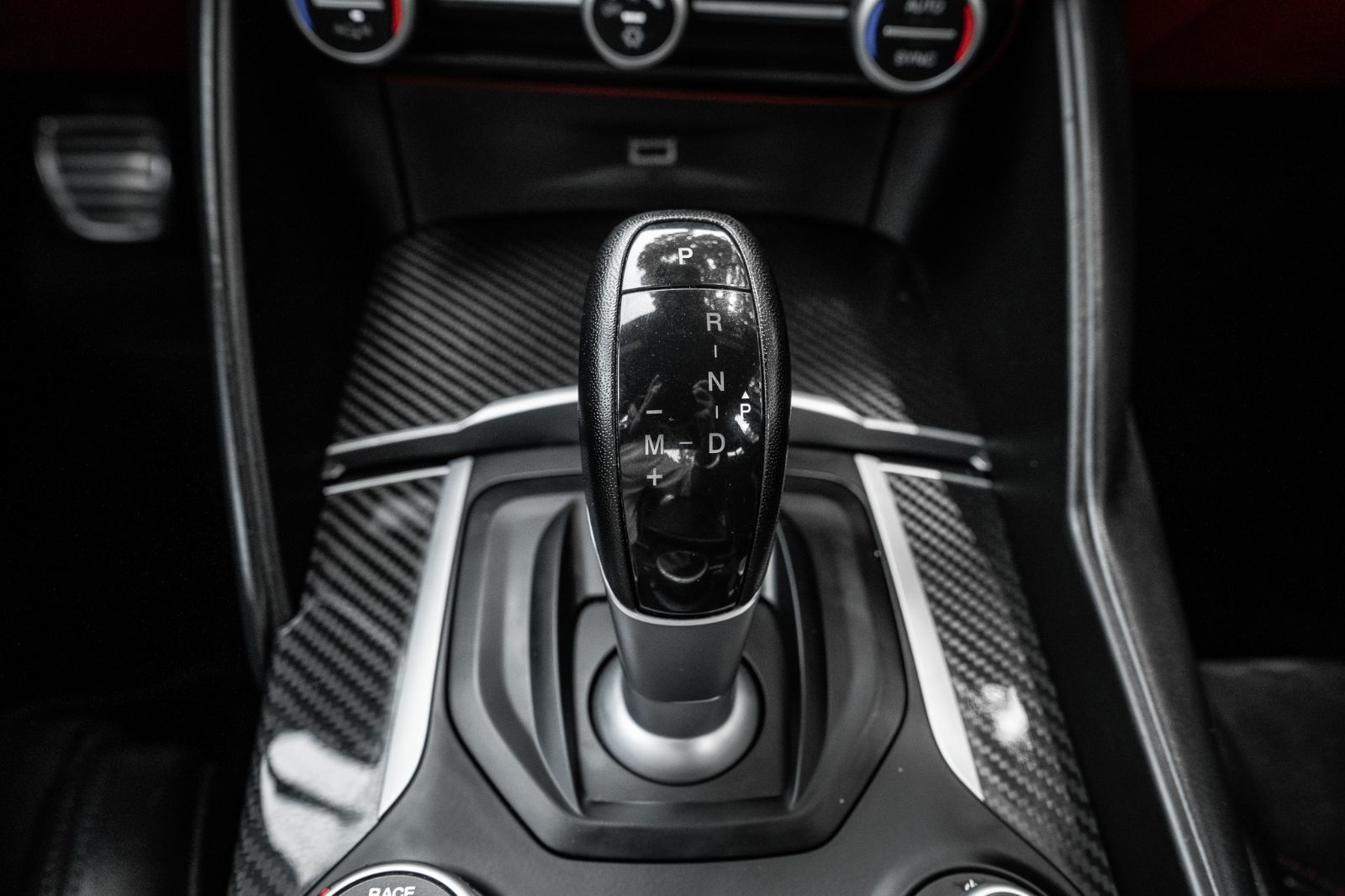 2017 Alfa Romeo Giulia Quadrifoglio-19