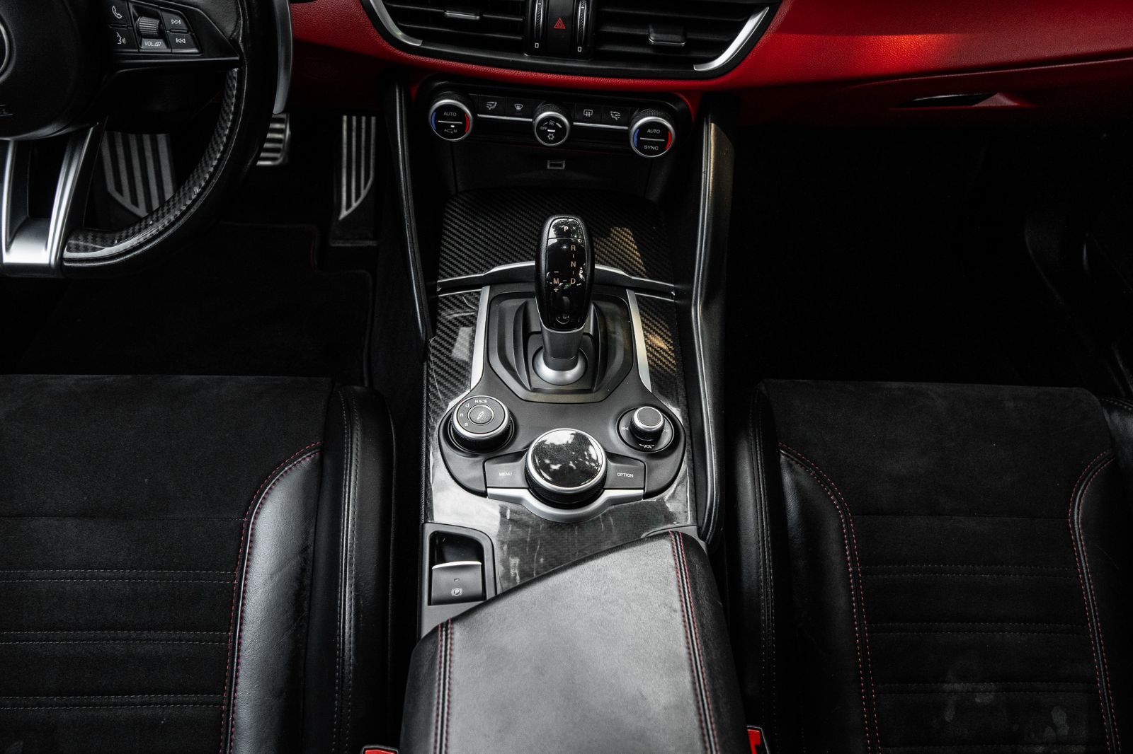 2017 Alfa Romeo Giulia Quadrifoglio-11