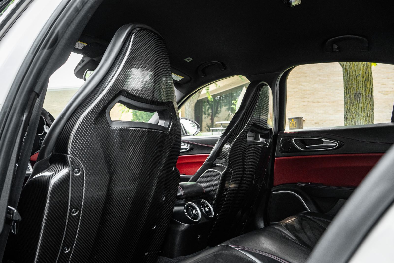 2017 Alfa Romeo Giulia Quadrifoglio-30