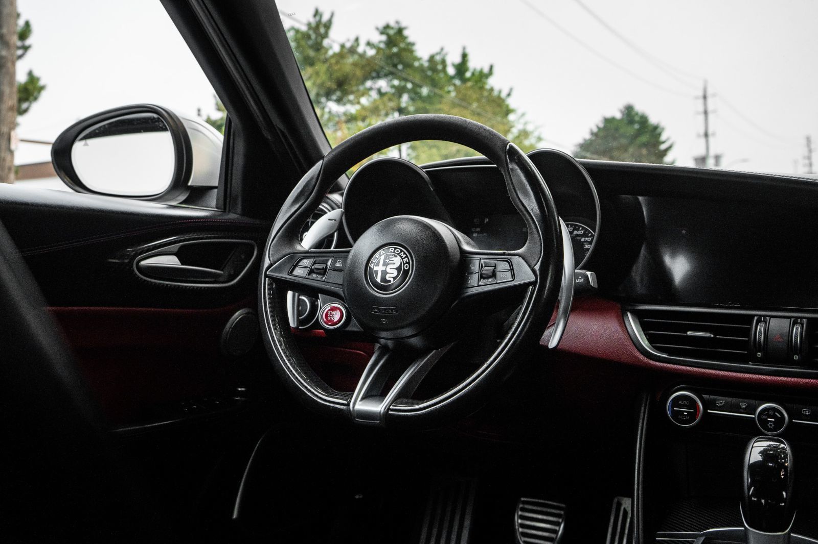 2017 Alfa Romeo Giulia Quadrifoglio-12