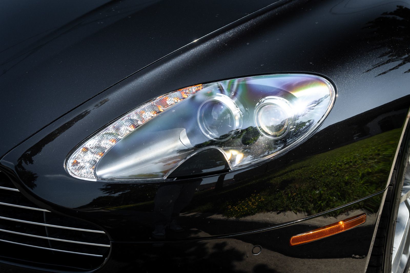 2014 Aston Martin V8 Vantage-8