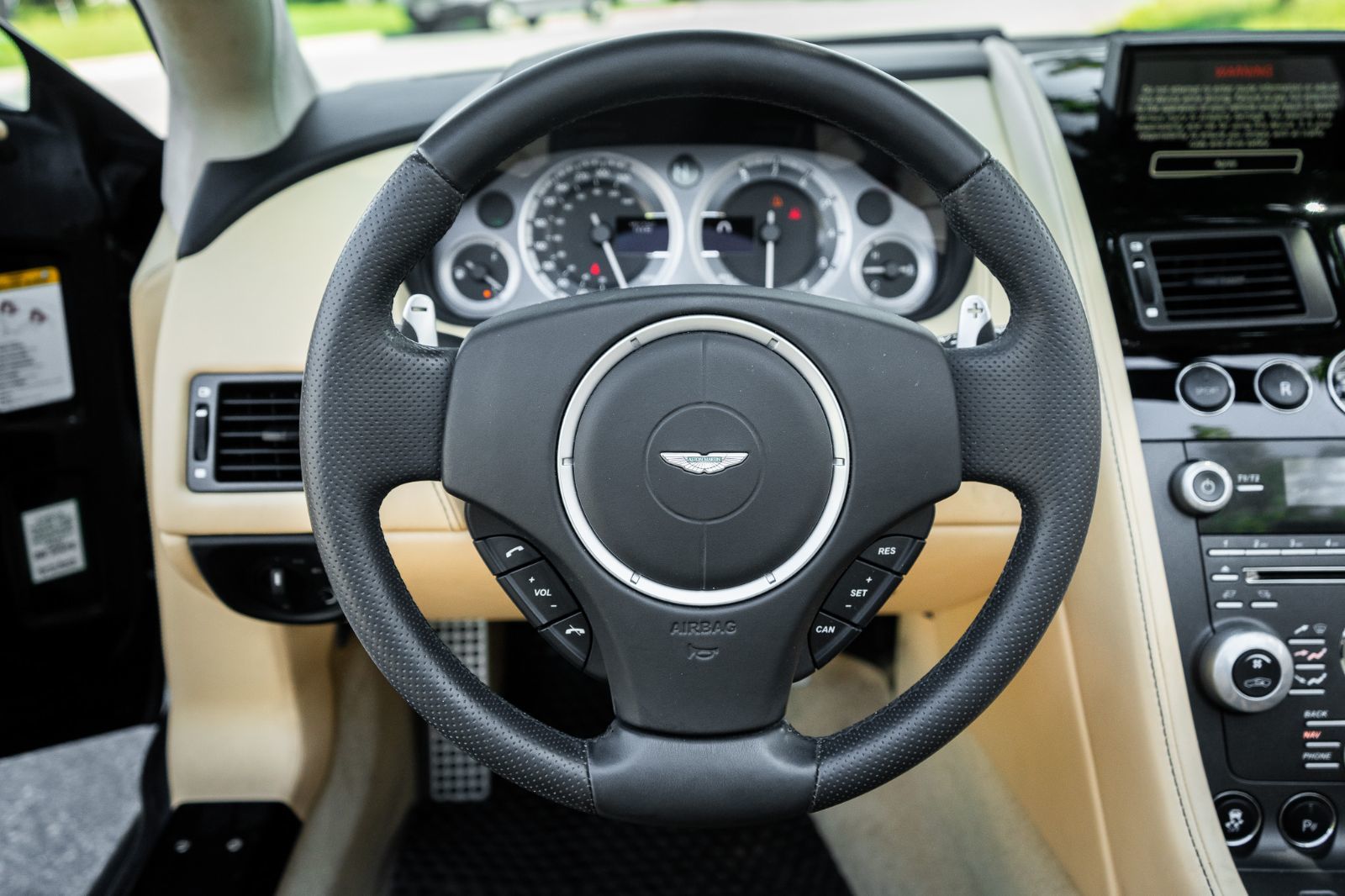 2014 Aston Martin V8 Vantage-12