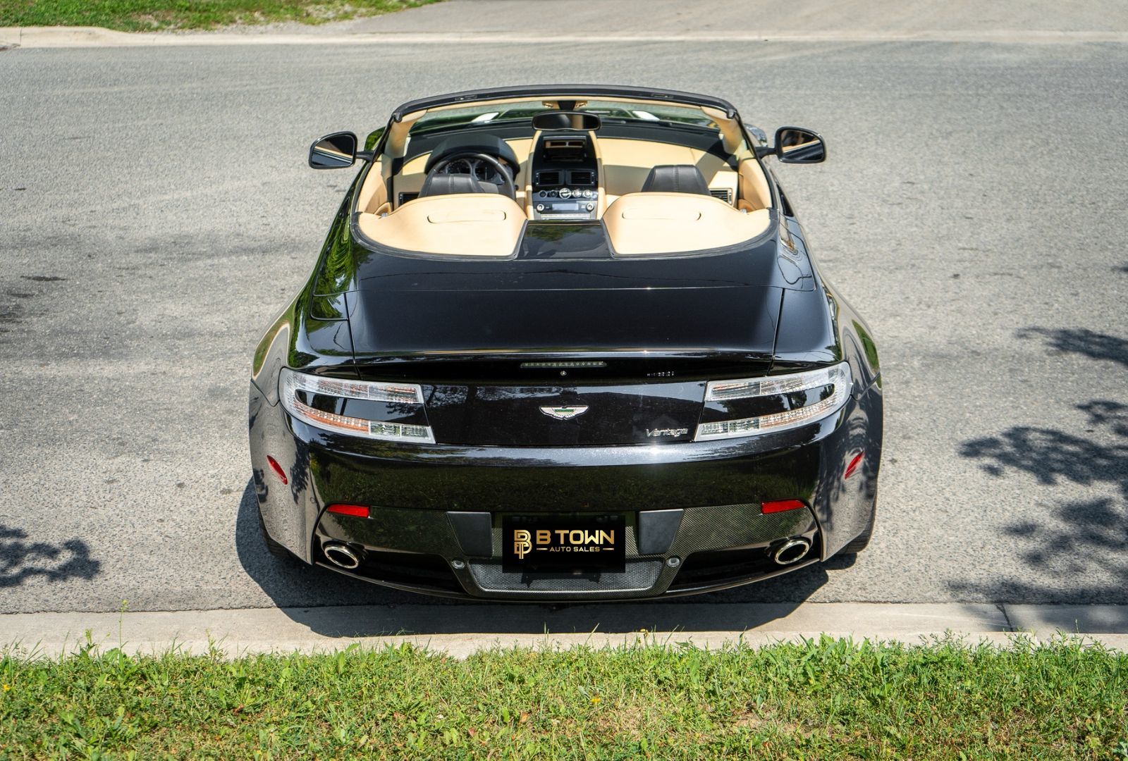 2014 Aston Martin V8 Vantage-5