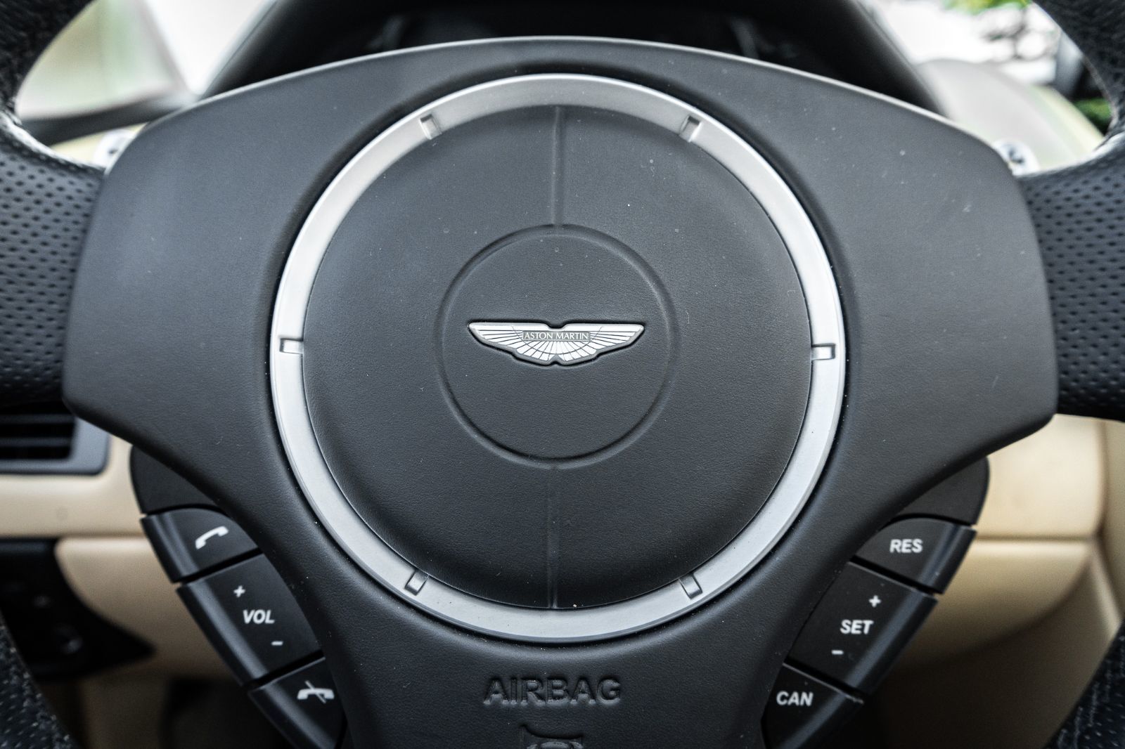 2014 Aston Martin V8 Vantage-13