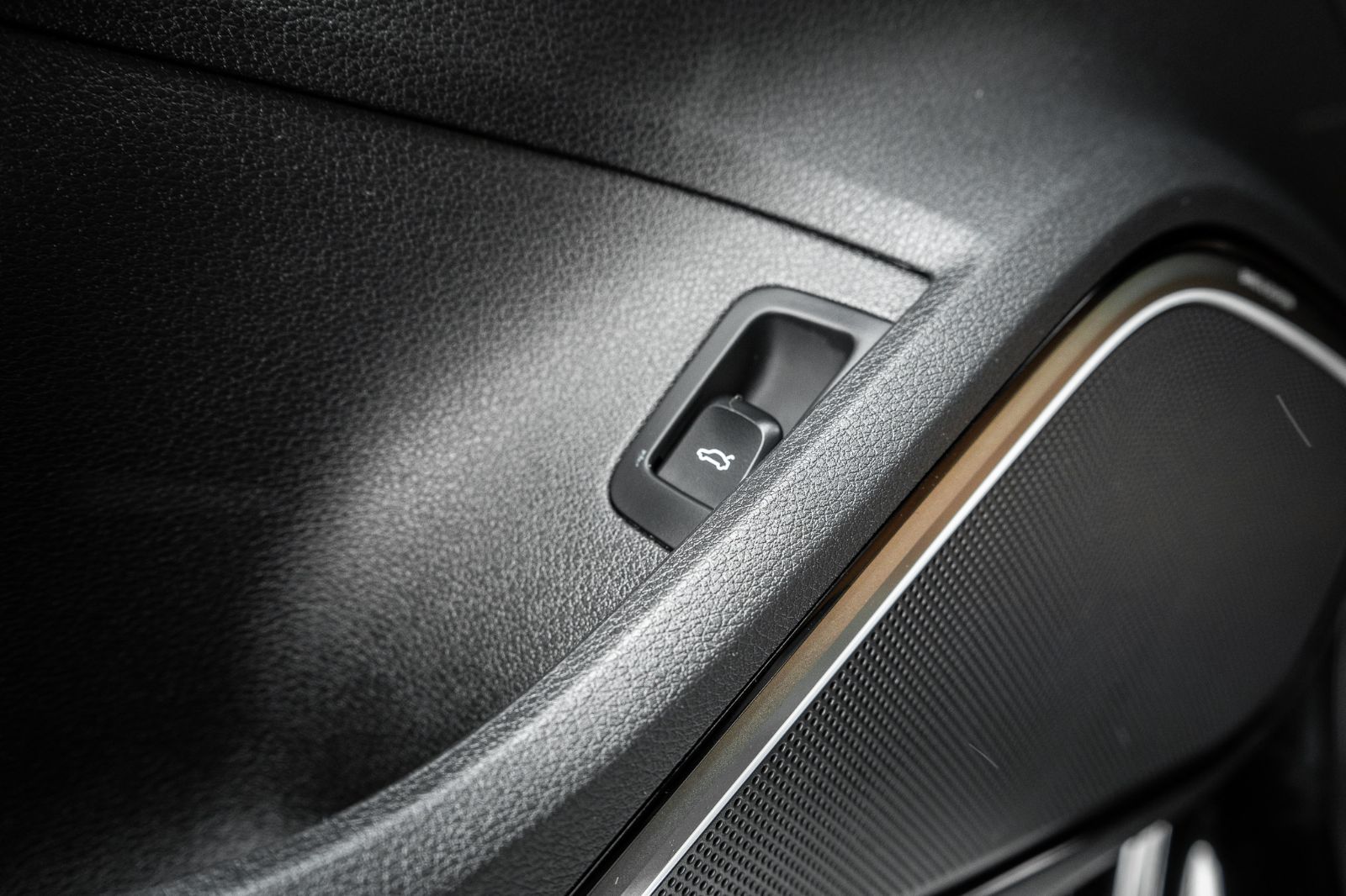 2015 Audi A3 SEDAN 2.0T Technik-22