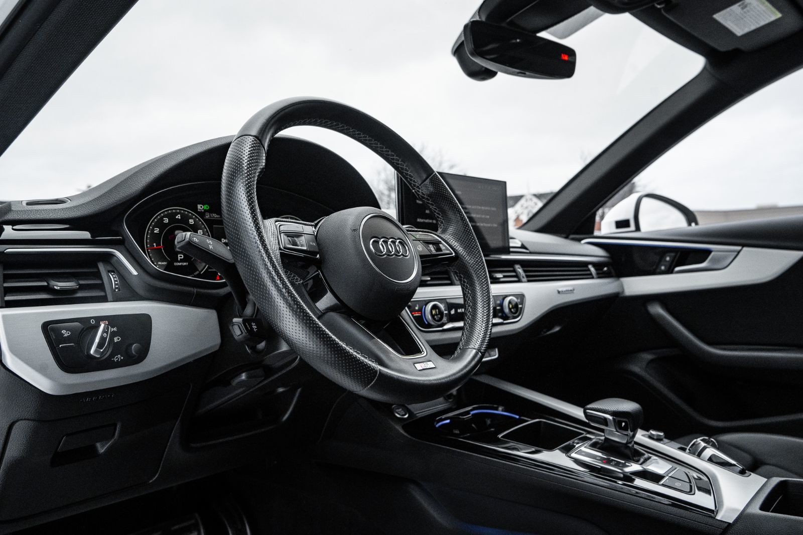 2023 Audi A4 Sedan Progressiv-25