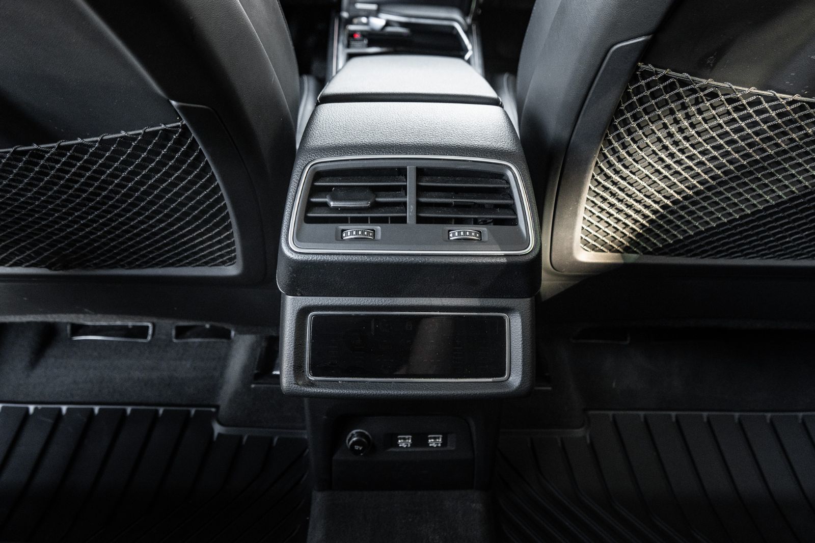 2019 Audi e-tron Technik-31
