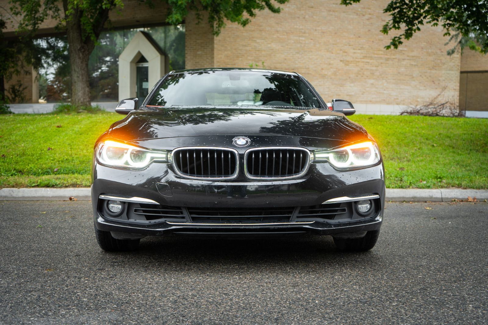 2018 BMW 3 Series 330i xDrive-1