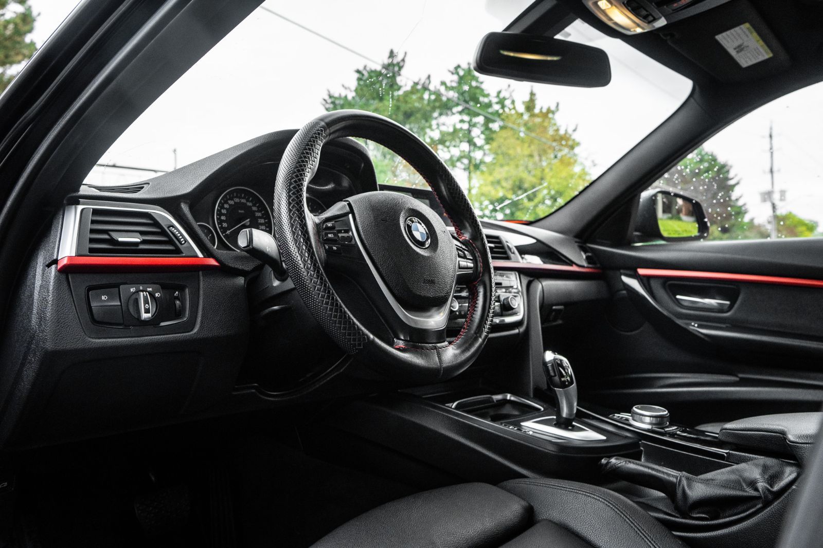 2018 BMW 3 Series 330i xDrive-24