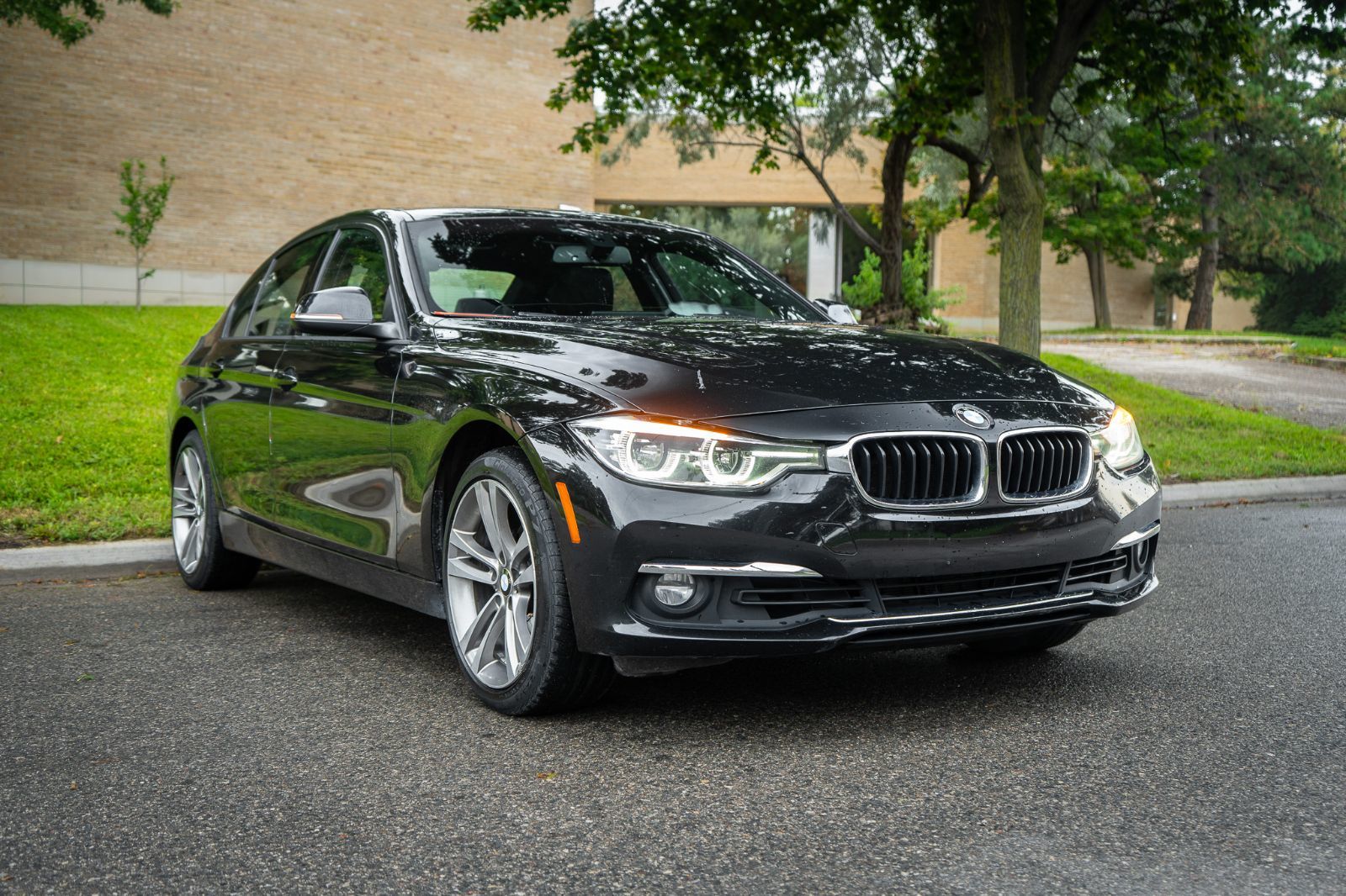 2018 BMW 3 Series 330i xDrive-2