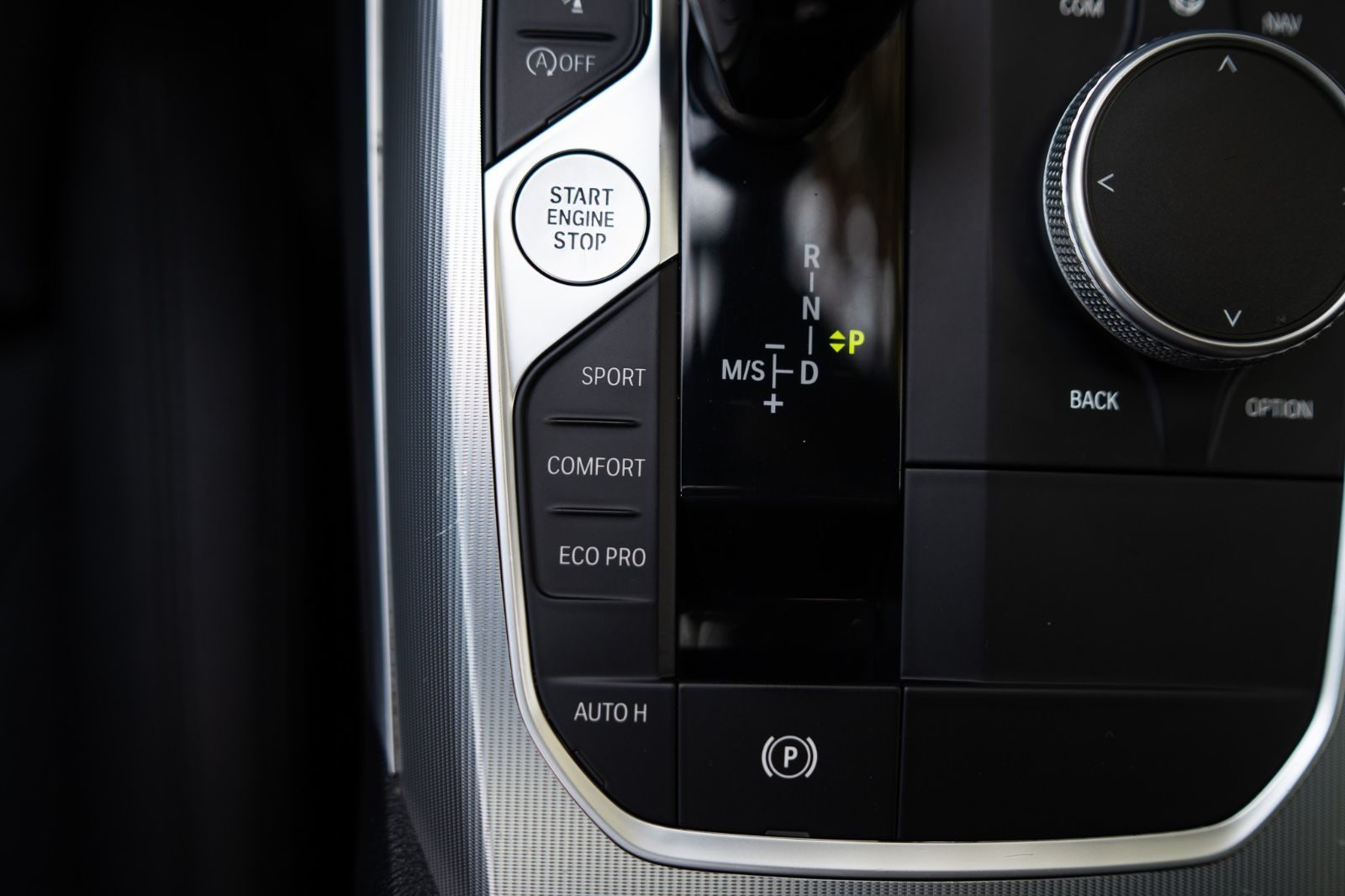 2021 BMW 3 Series 330i xDrive-26