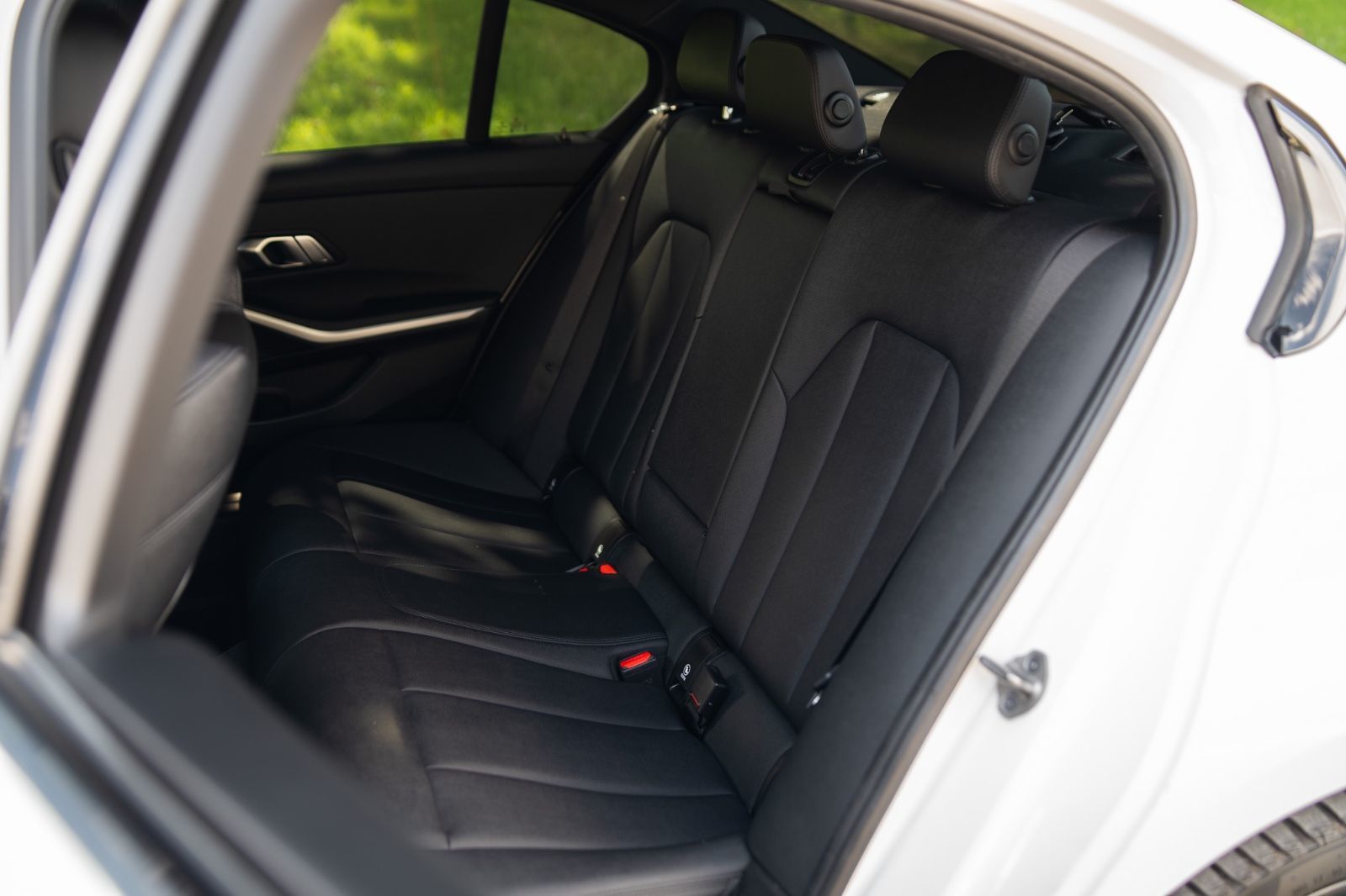 2021 BMW 3 Series 330i xDrive-37