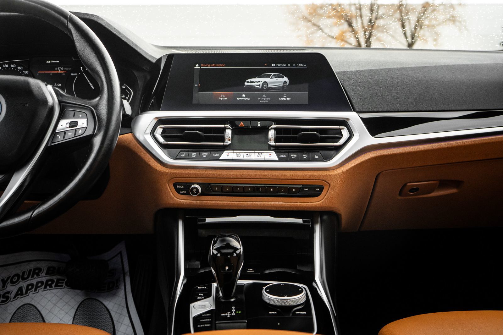 2022 BMW 3 Series 330e xDrive-9