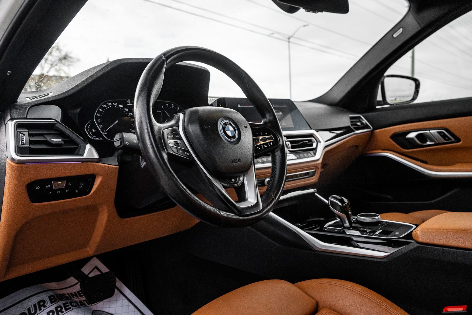 2022 BMW 3 Series 330e xDrive-25