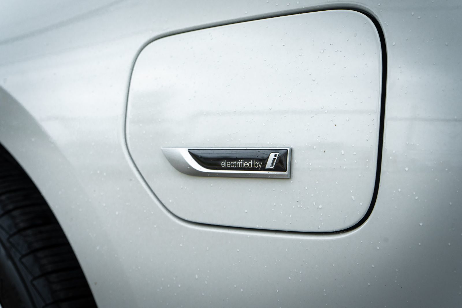 2022 BMW 3 Series 330e xDrive-6