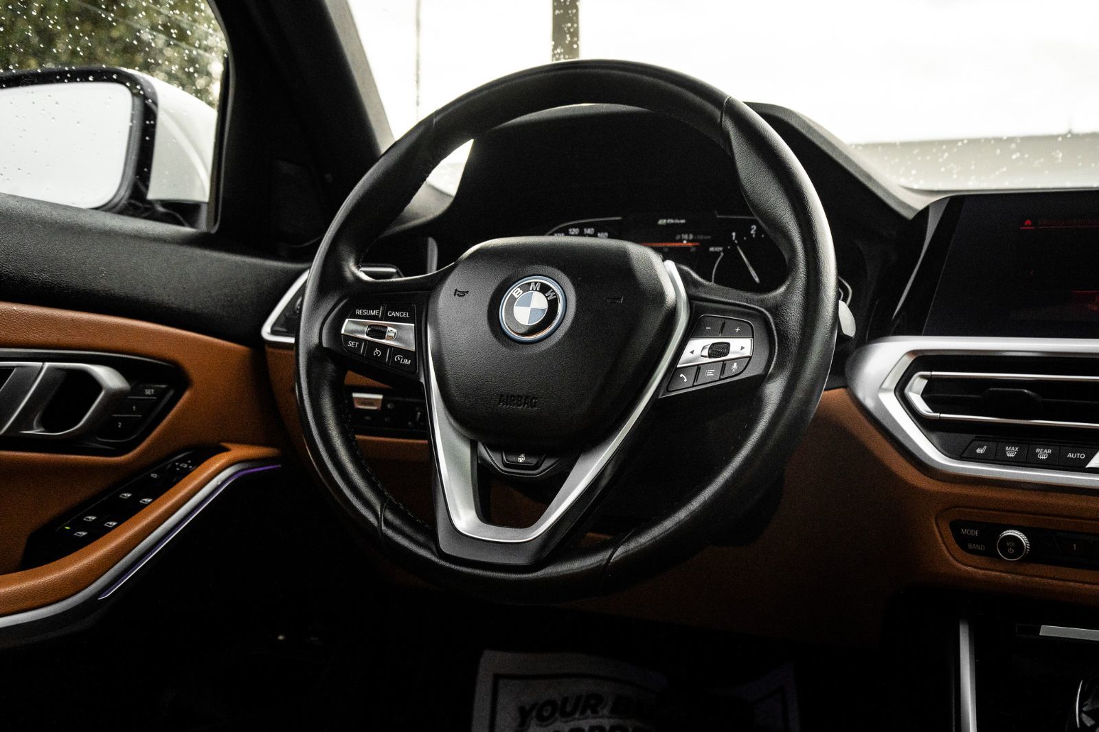 2022 BMW 3 Series 330e xDrive-11