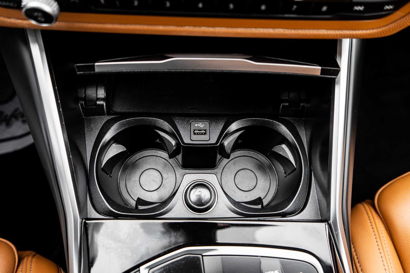 2022 BMW 3 Series 330e xDrive-18