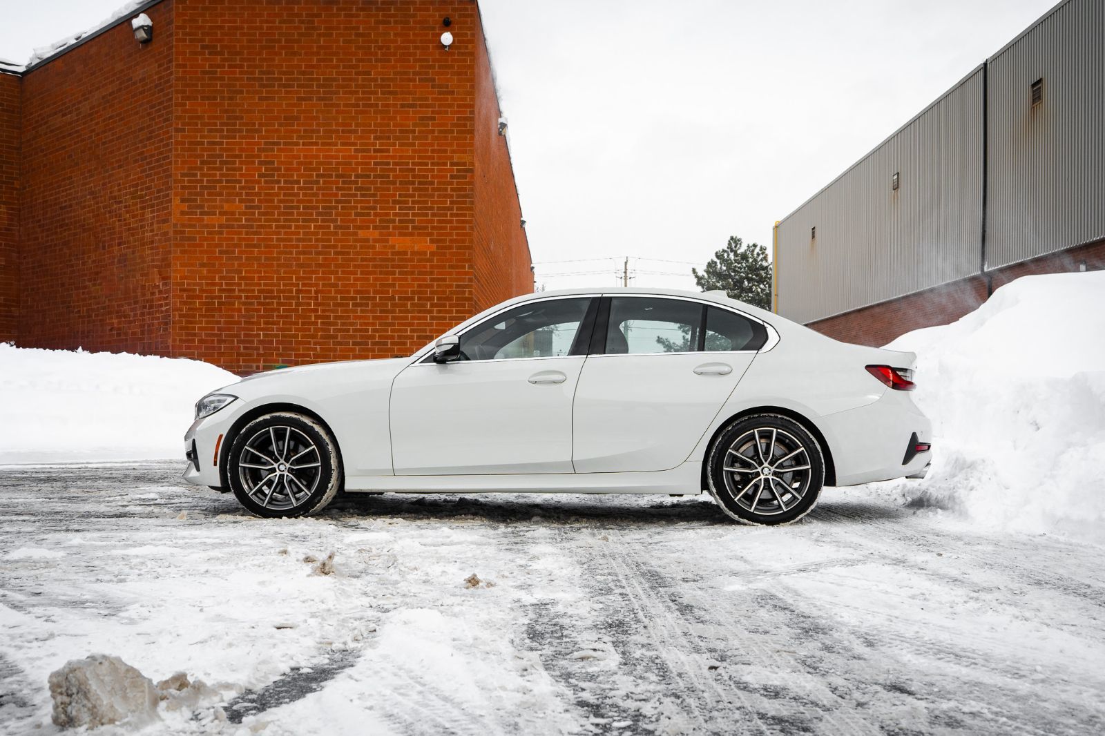 2022 BMW 3 Series 330i xDrive-4
