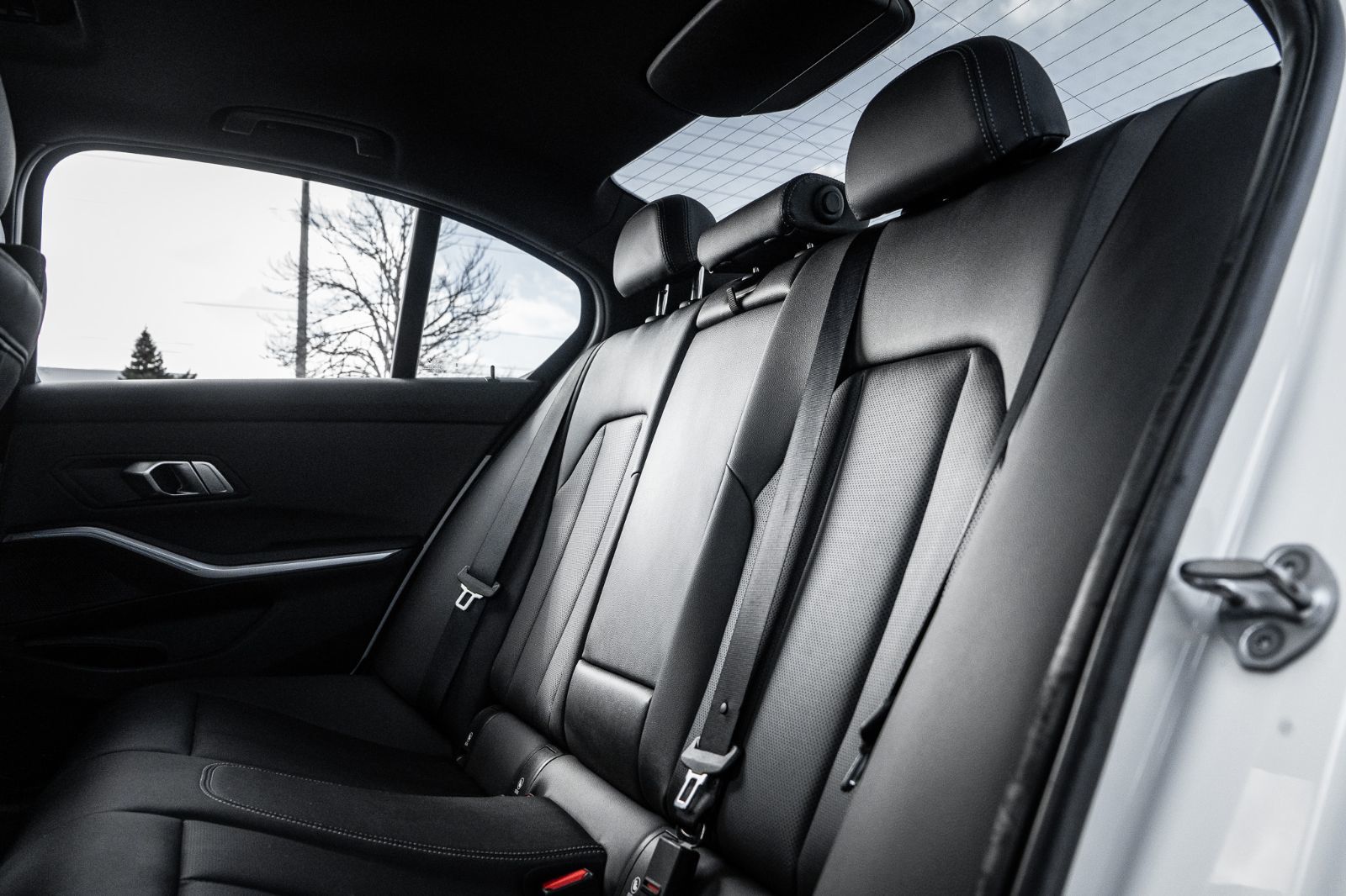 2023 BMW 3 Series 330e xDrive-27