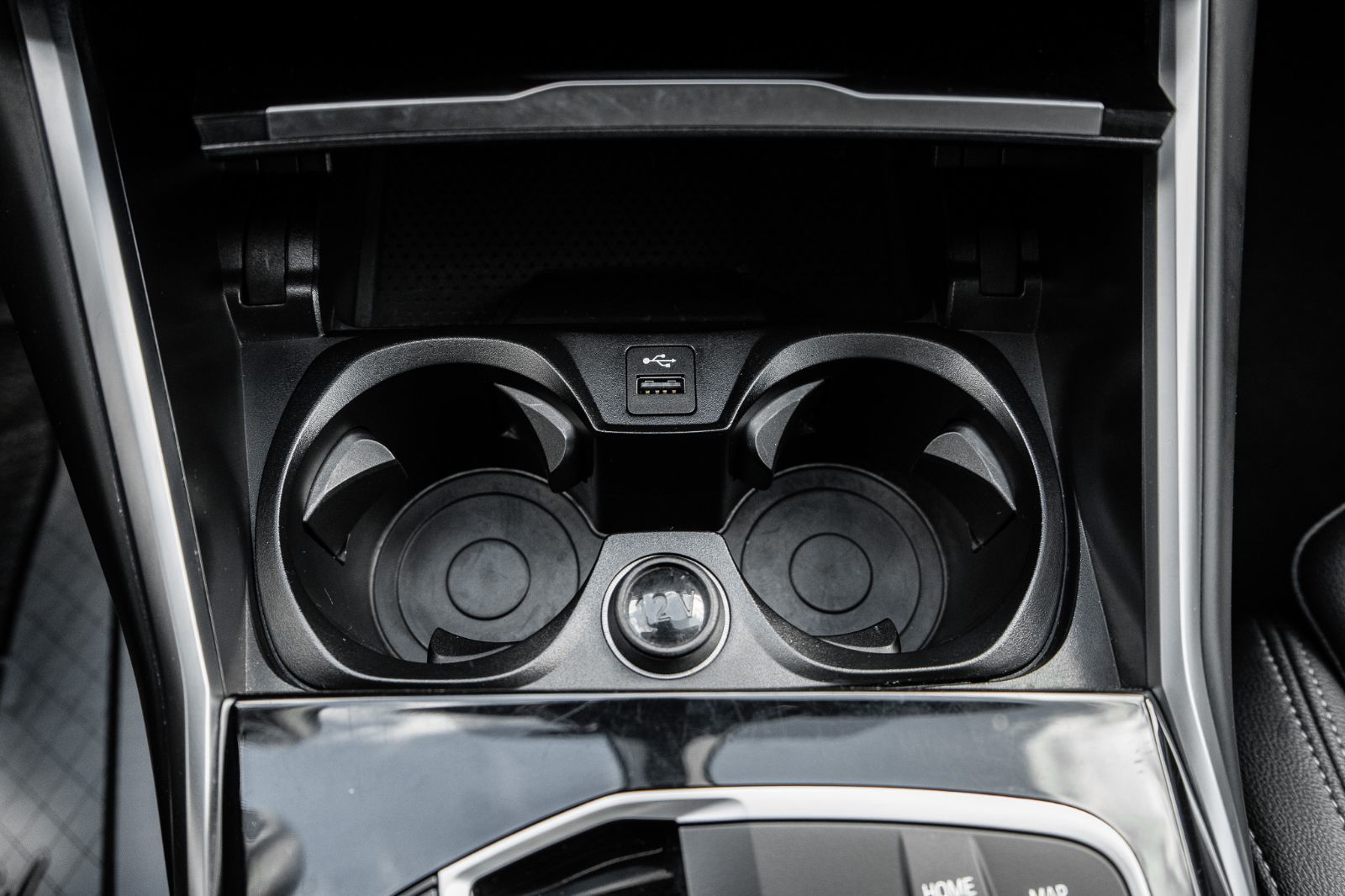 2023 BMW 3 Series 330e xDrive-16