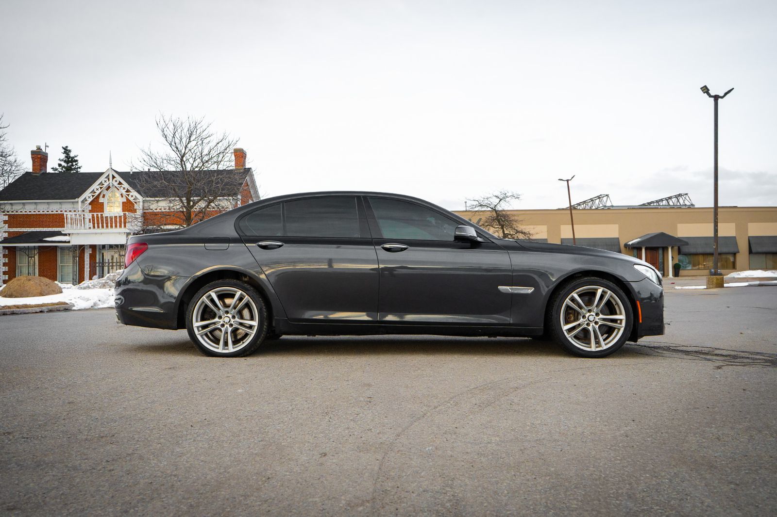 2014 BMW 7 Series 750i XDrive-3