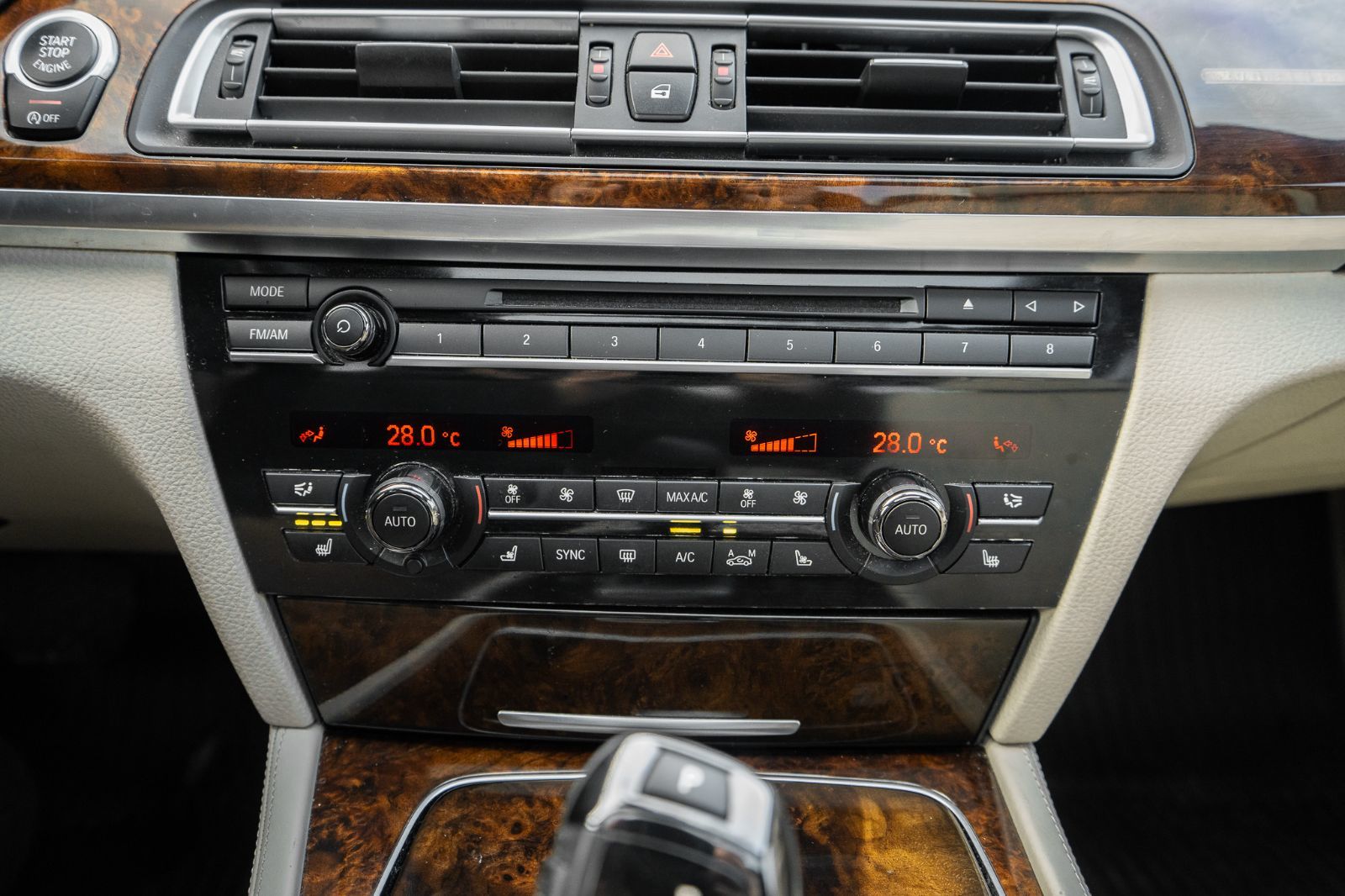 2014 BMW 7 Series 750i XDrive-16