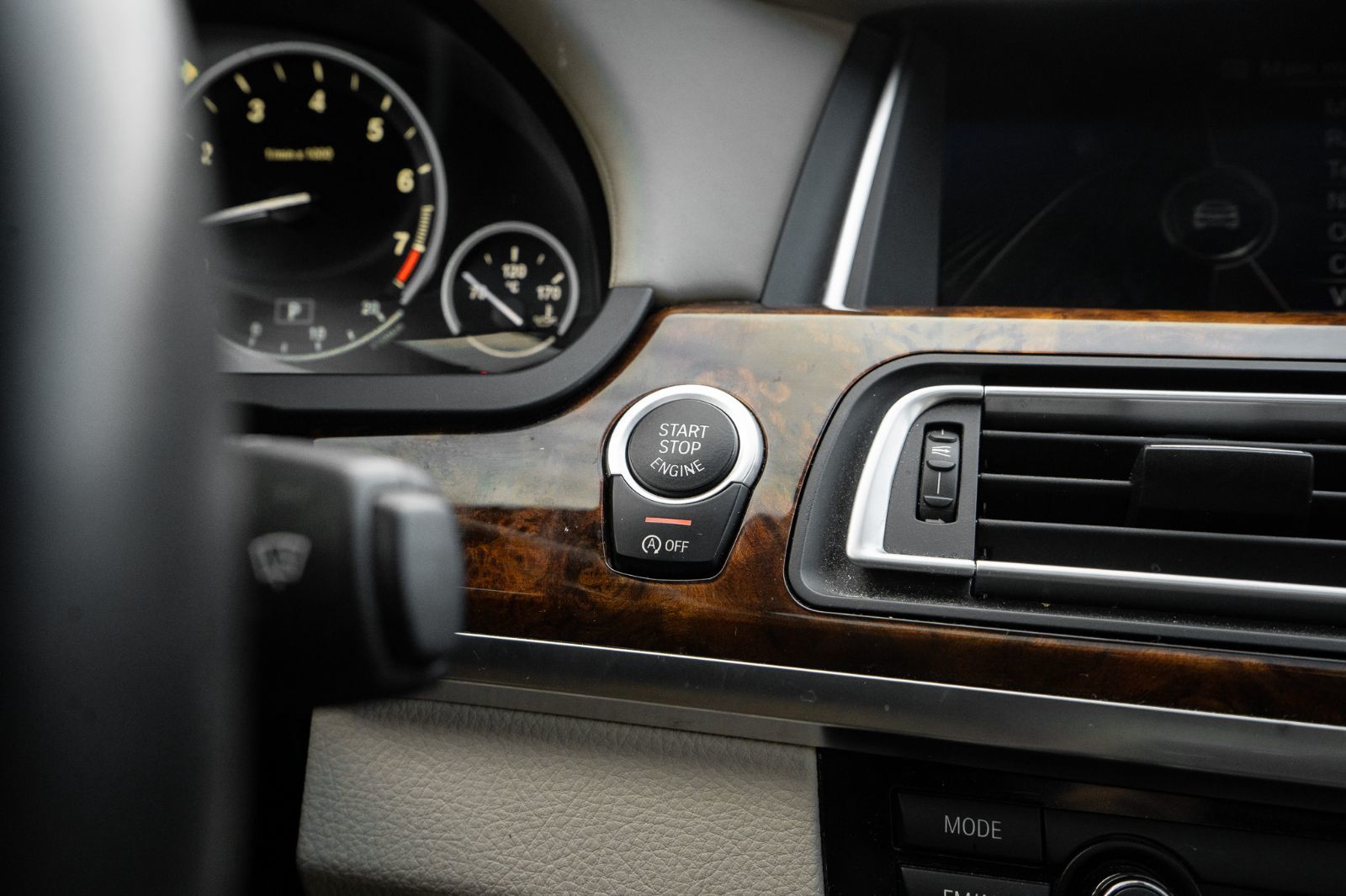 2014 BMW 7 Series 750i XDrive-13