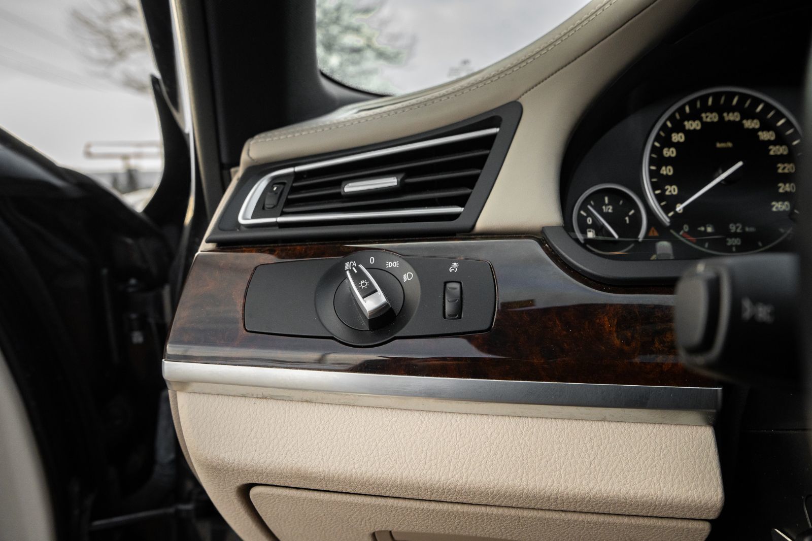 2014 BMW 7 Series 750i XDrive-21