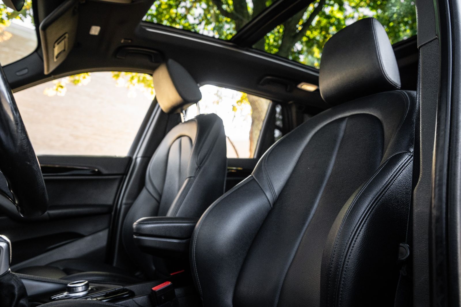 2018 BMW X1 xDrive28i-25