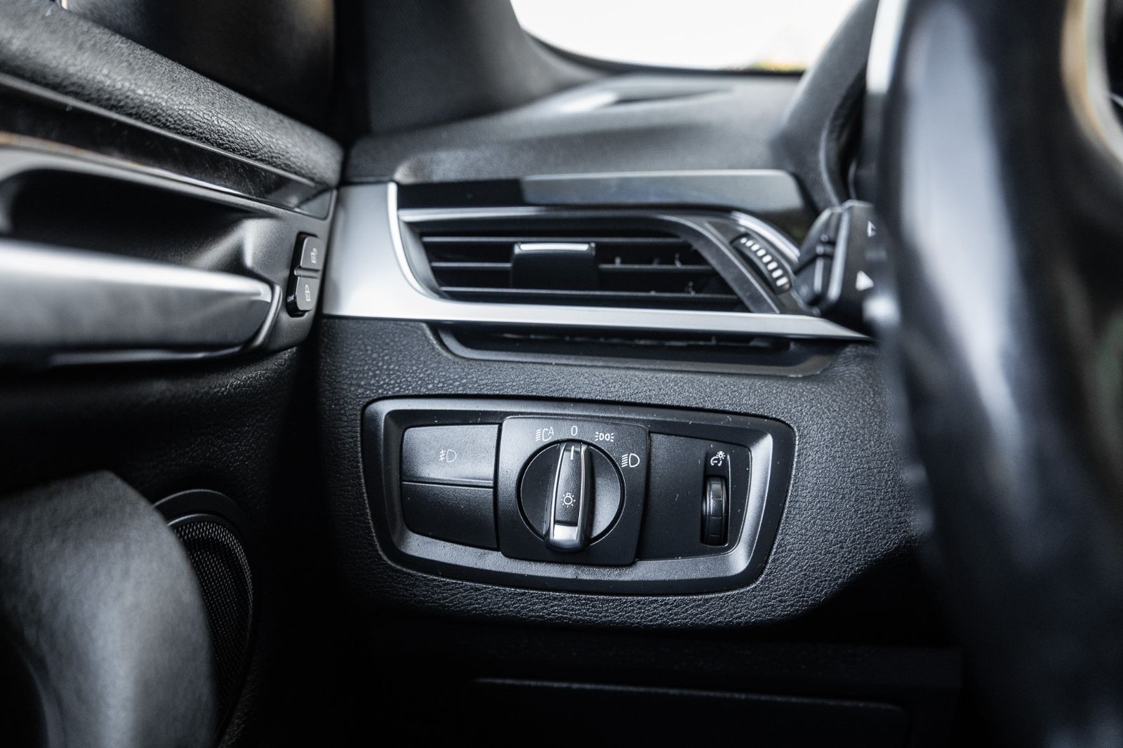 2018 BMW X1 xDrive28i-20
