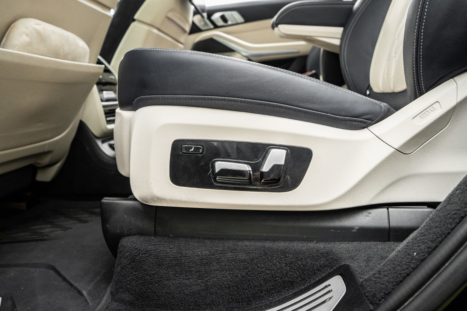 2021 BMW X7 ALPINA XB7-40