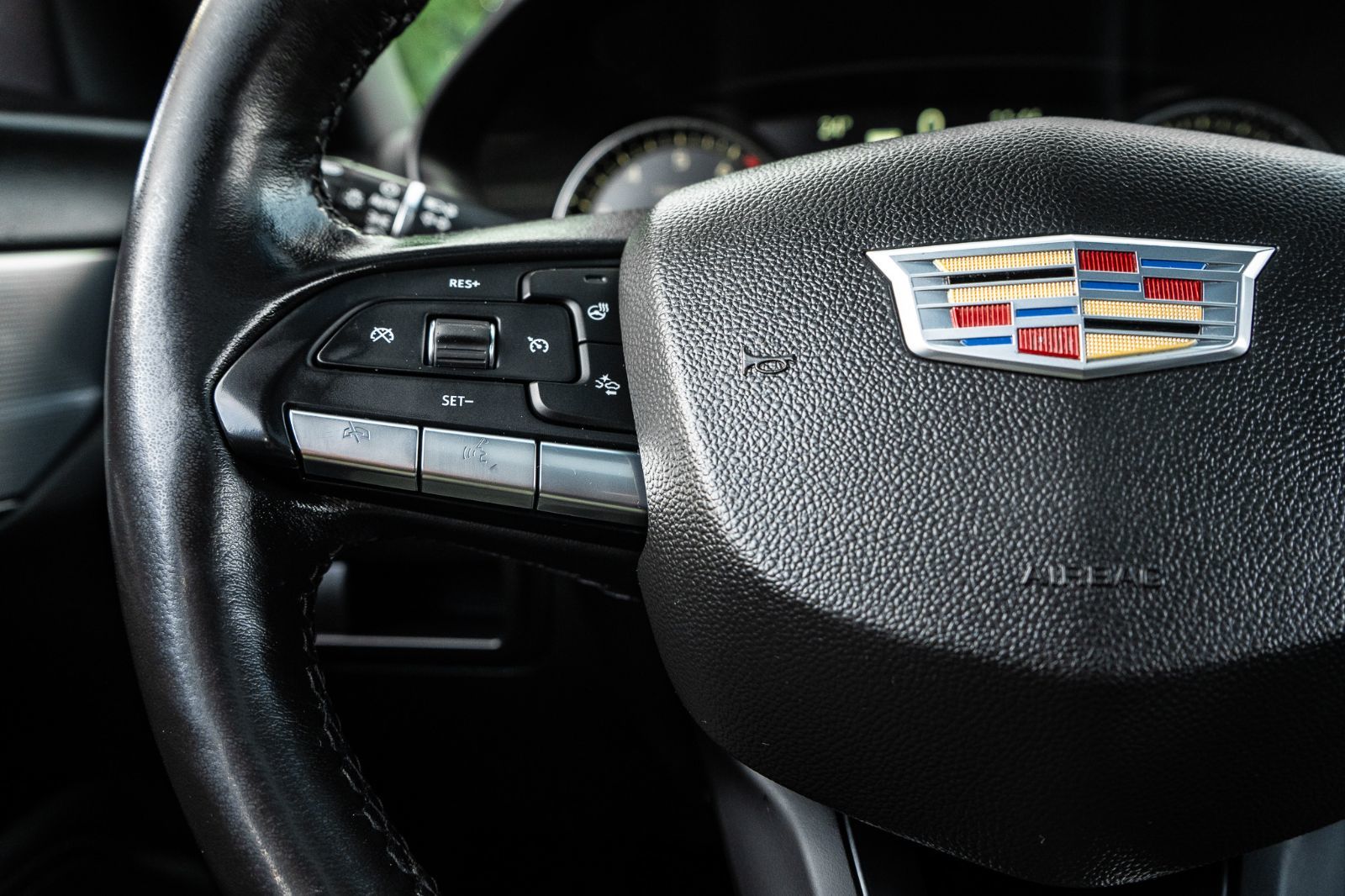 2022 Cadillac CT4 Luxury-11