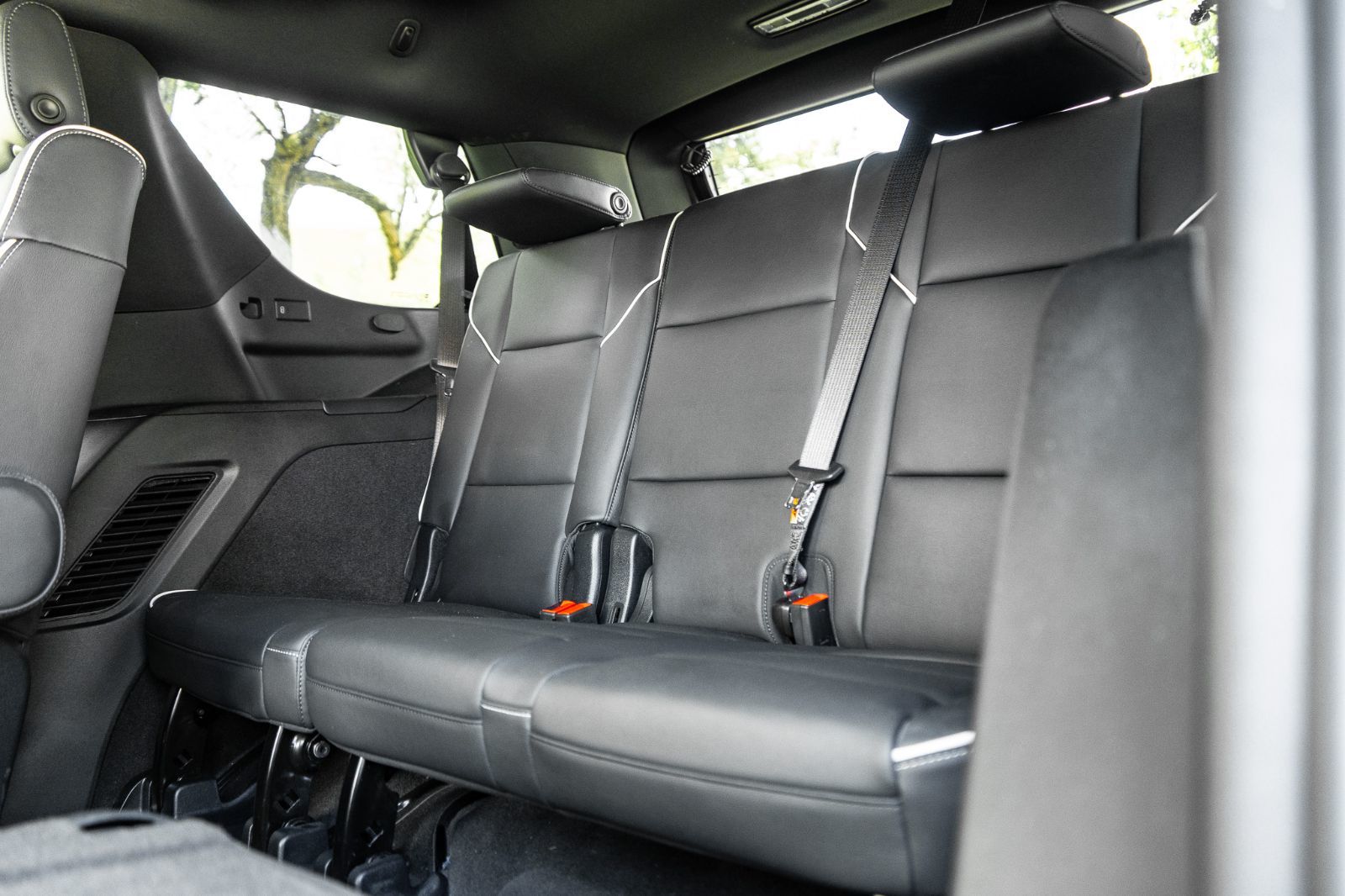 2025 Cadillac Escalade 4WD Premium Luxury-34